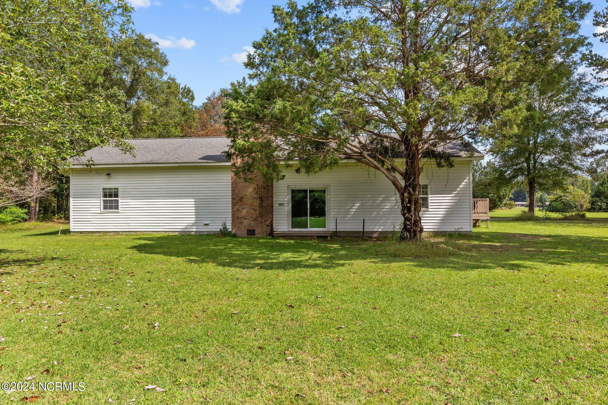 1057 Woodsend Lane