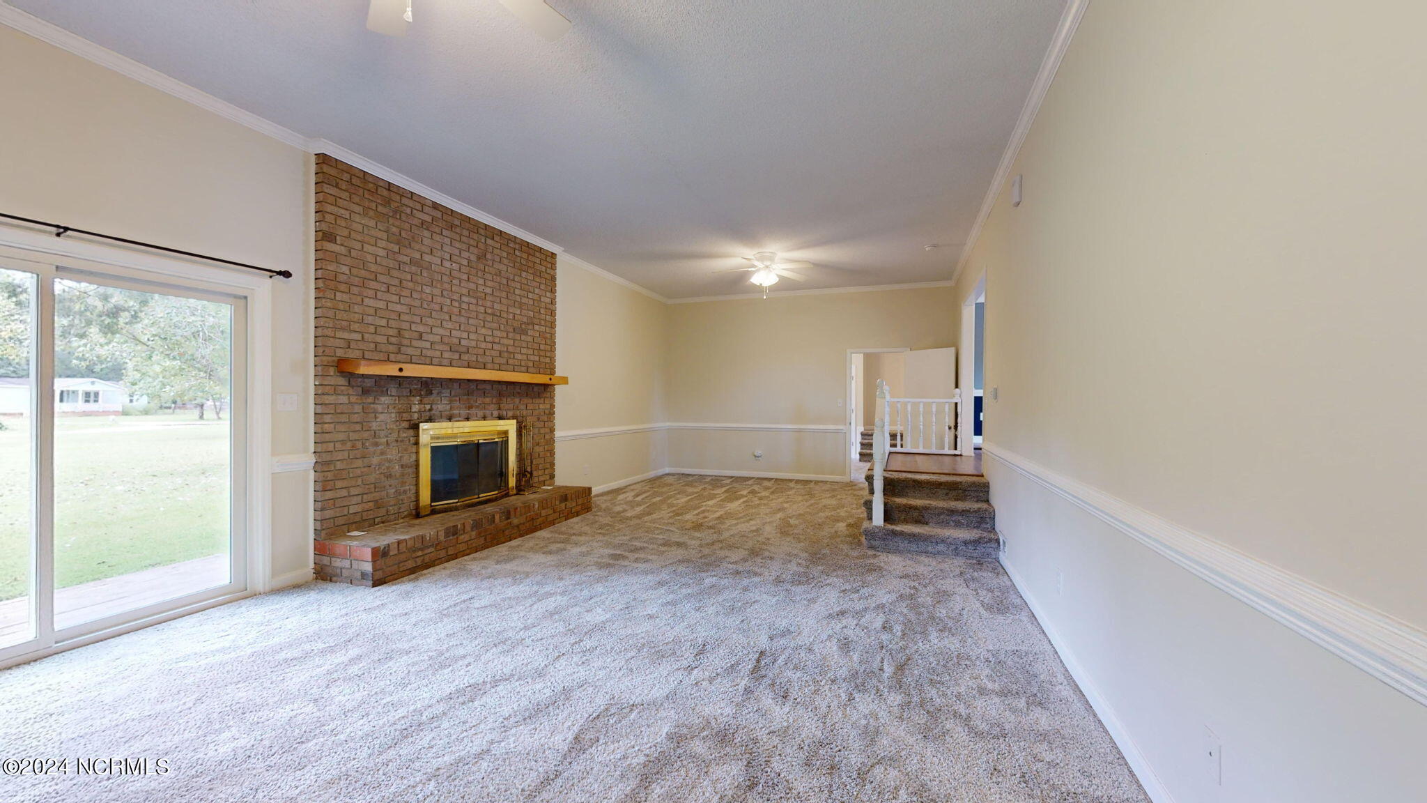 1057 Woodsend Lane