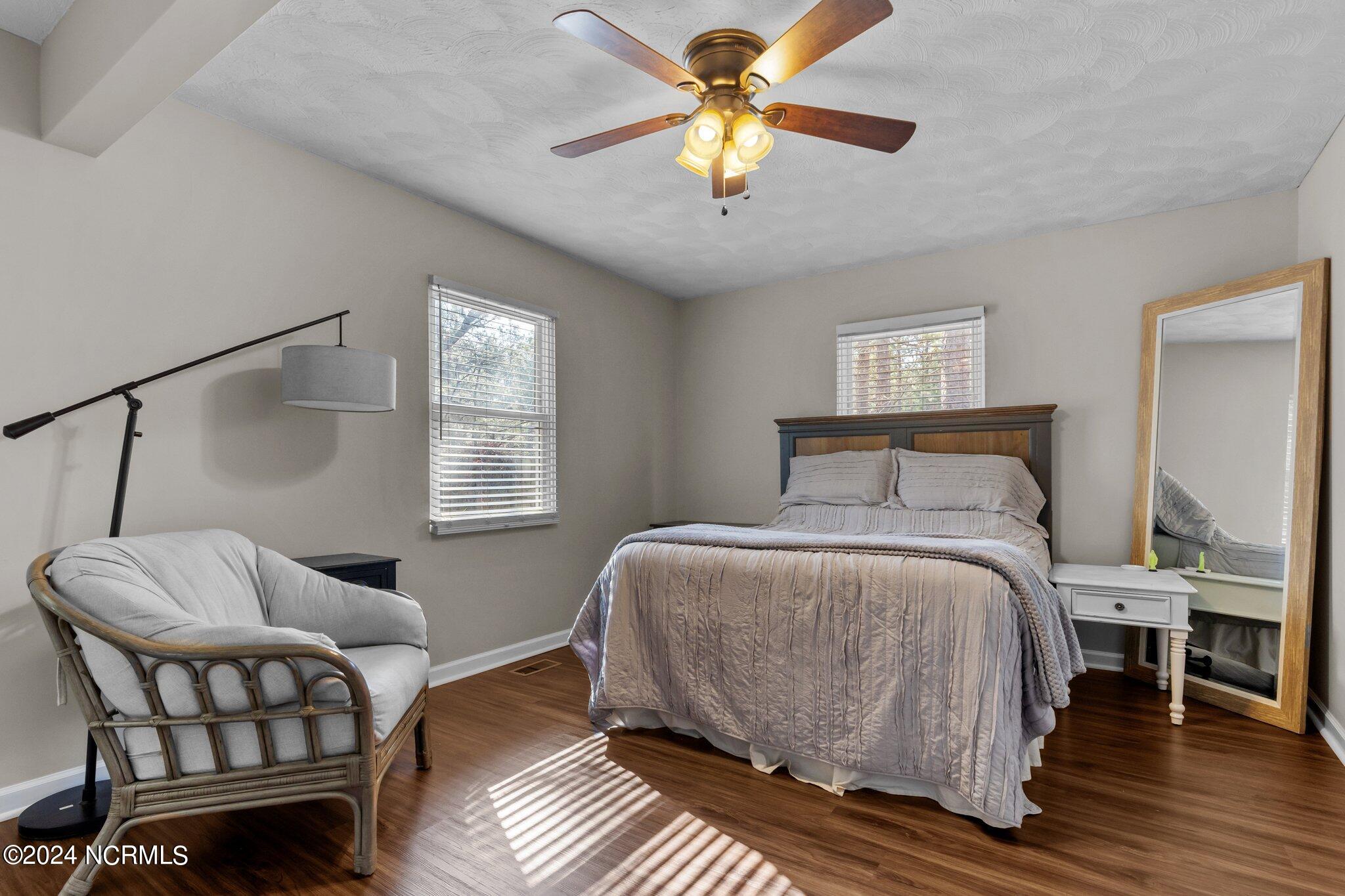 620 E New England Avenue