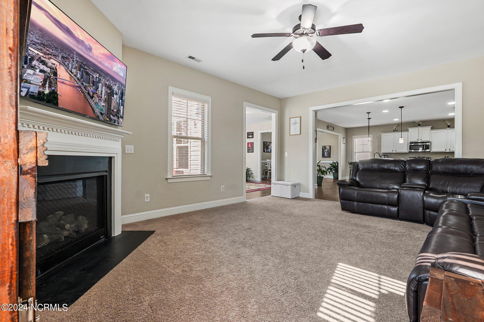 501 Daylily Court