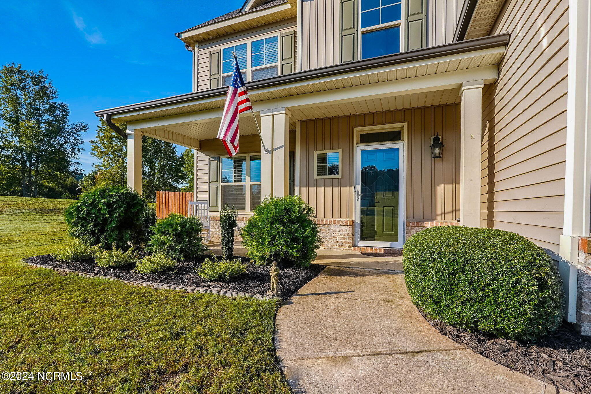 501 Daylily Court