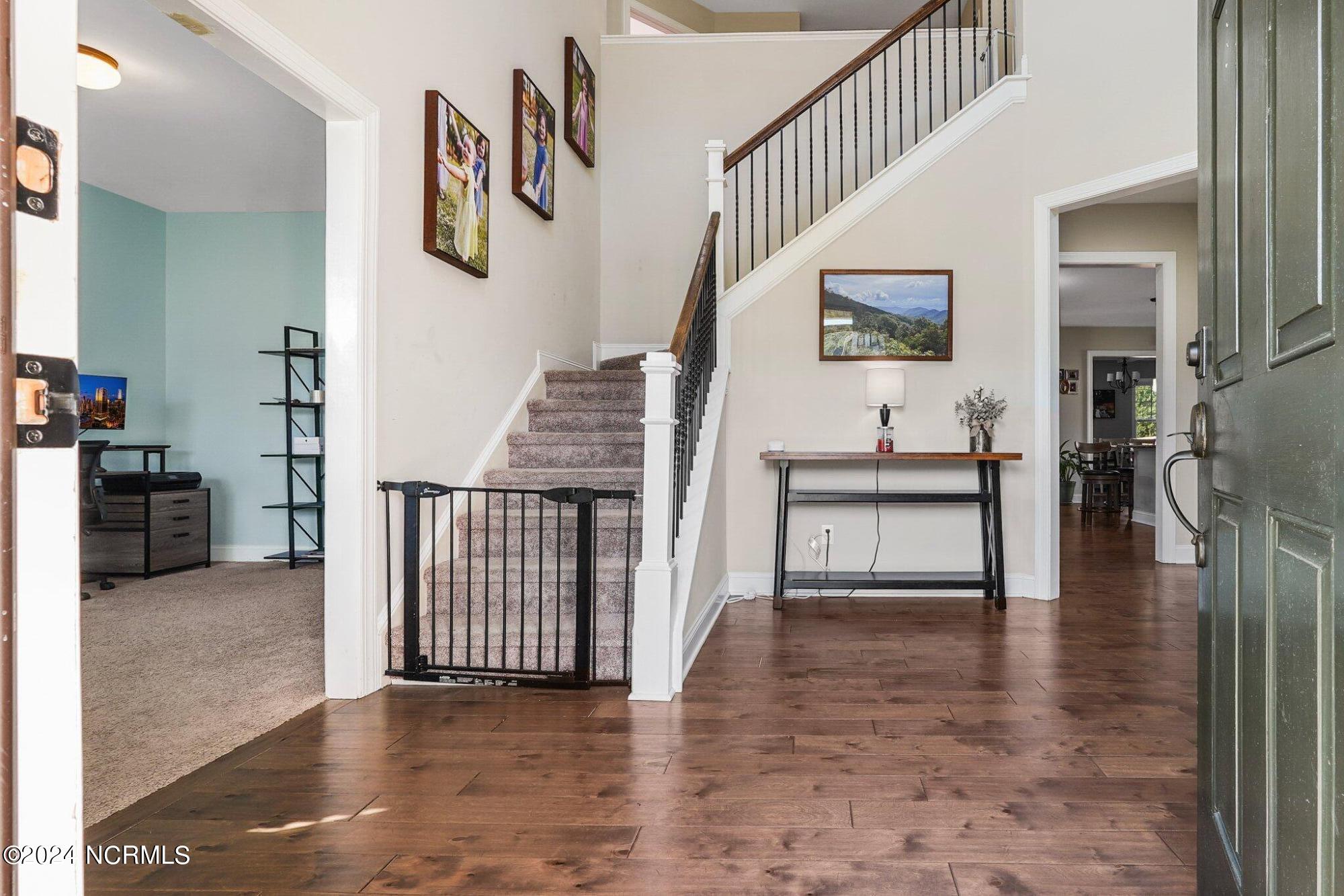 501 Daylily Court