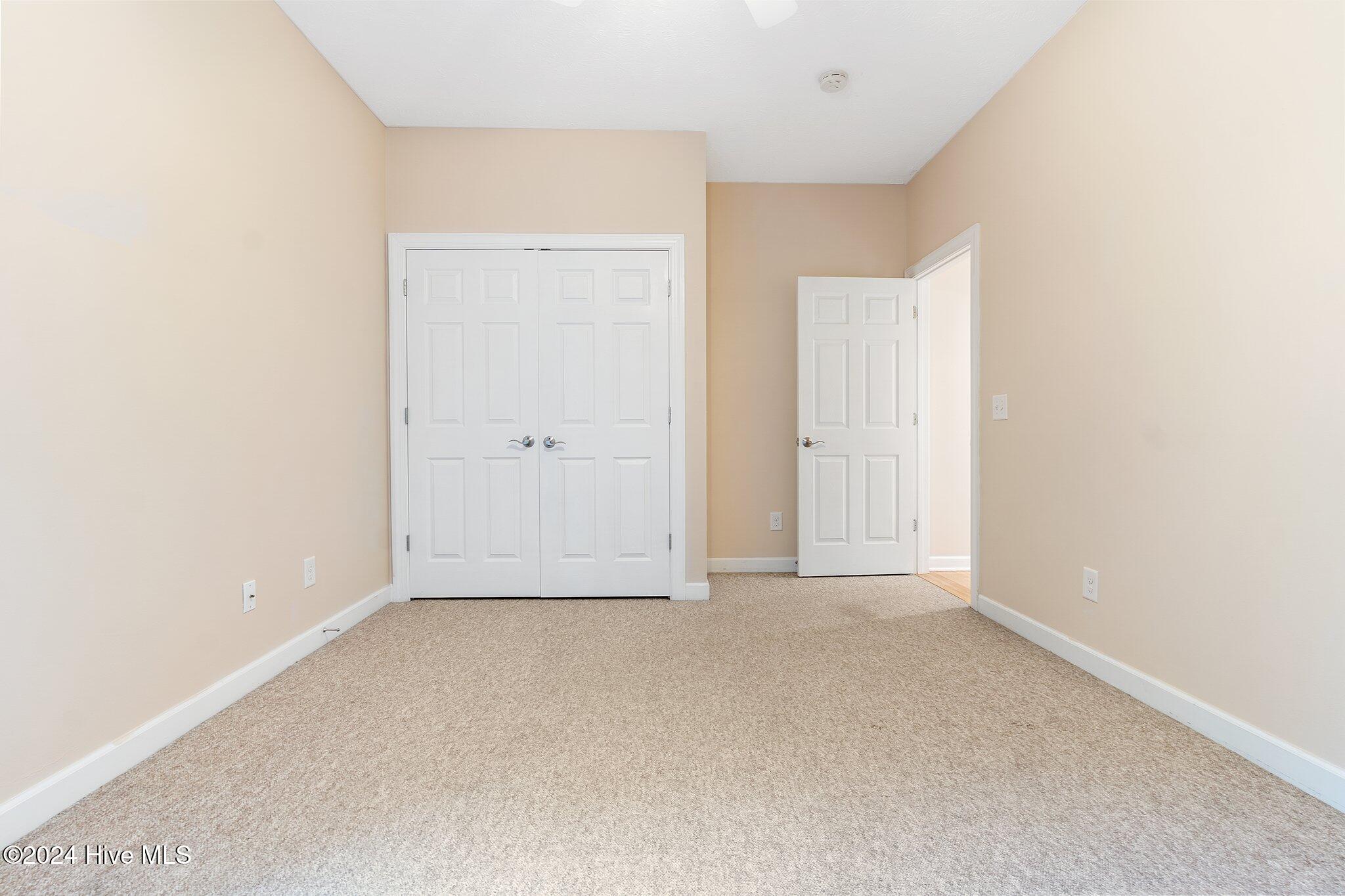 180 Diamondhead Drive S