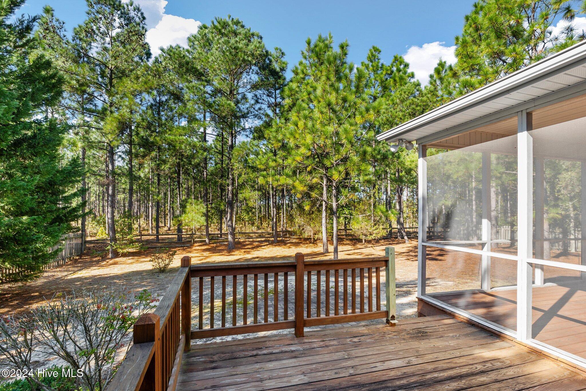 180 Diamondhead Drive S