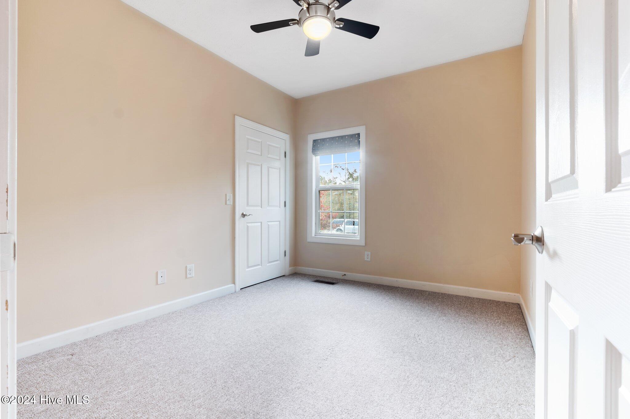 180 Diamondhead Drive S