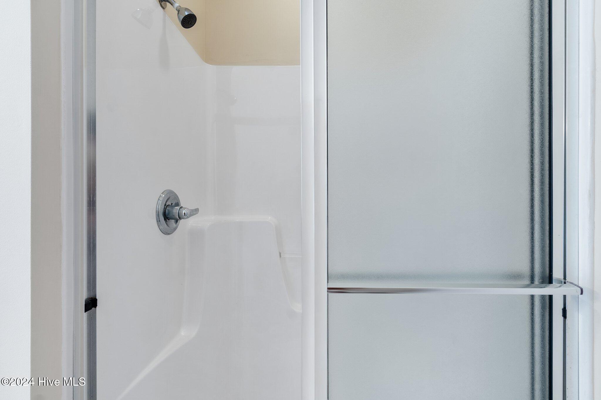 180 Diamondhead Drive S