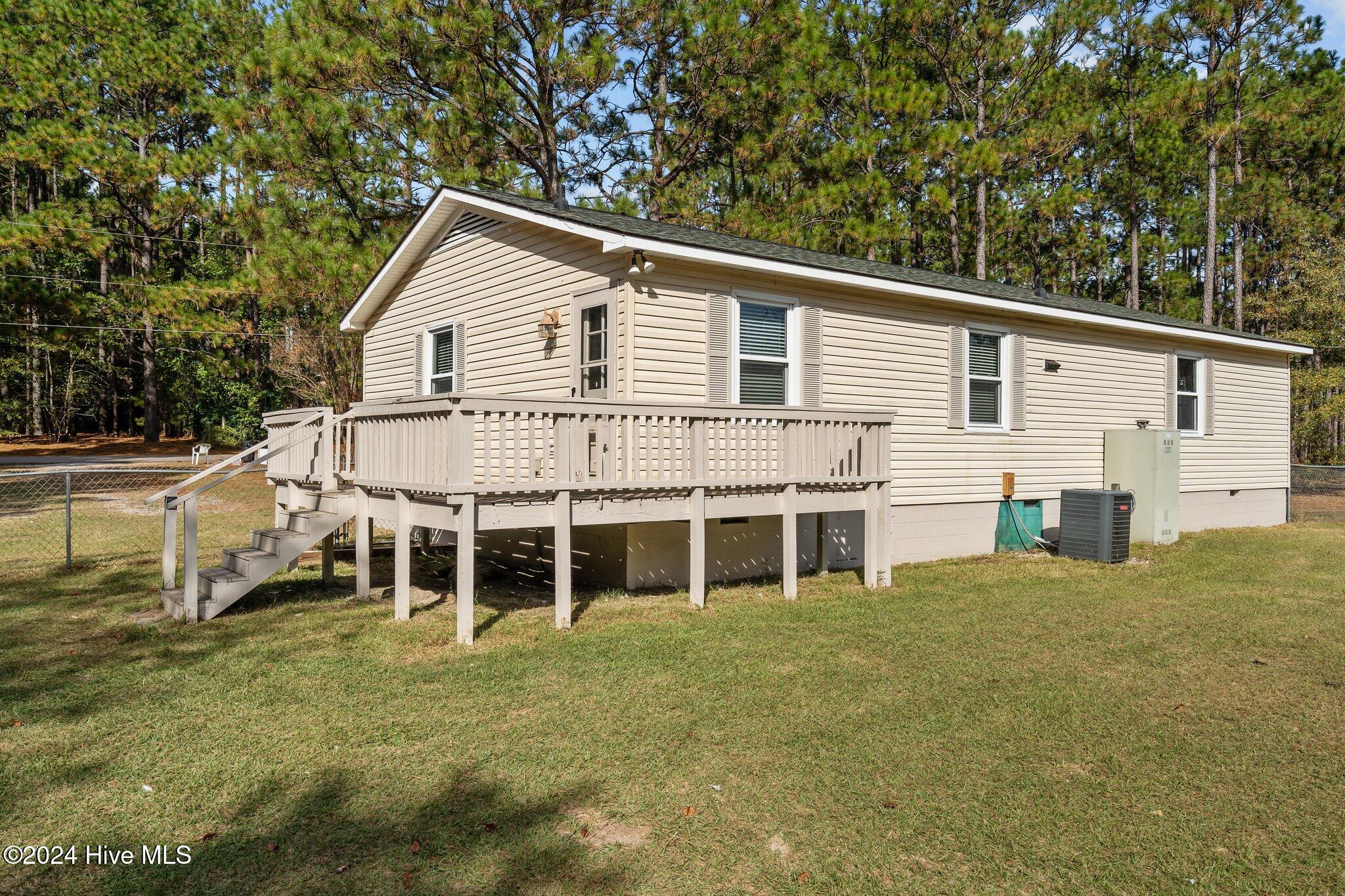 150 N Apple Street