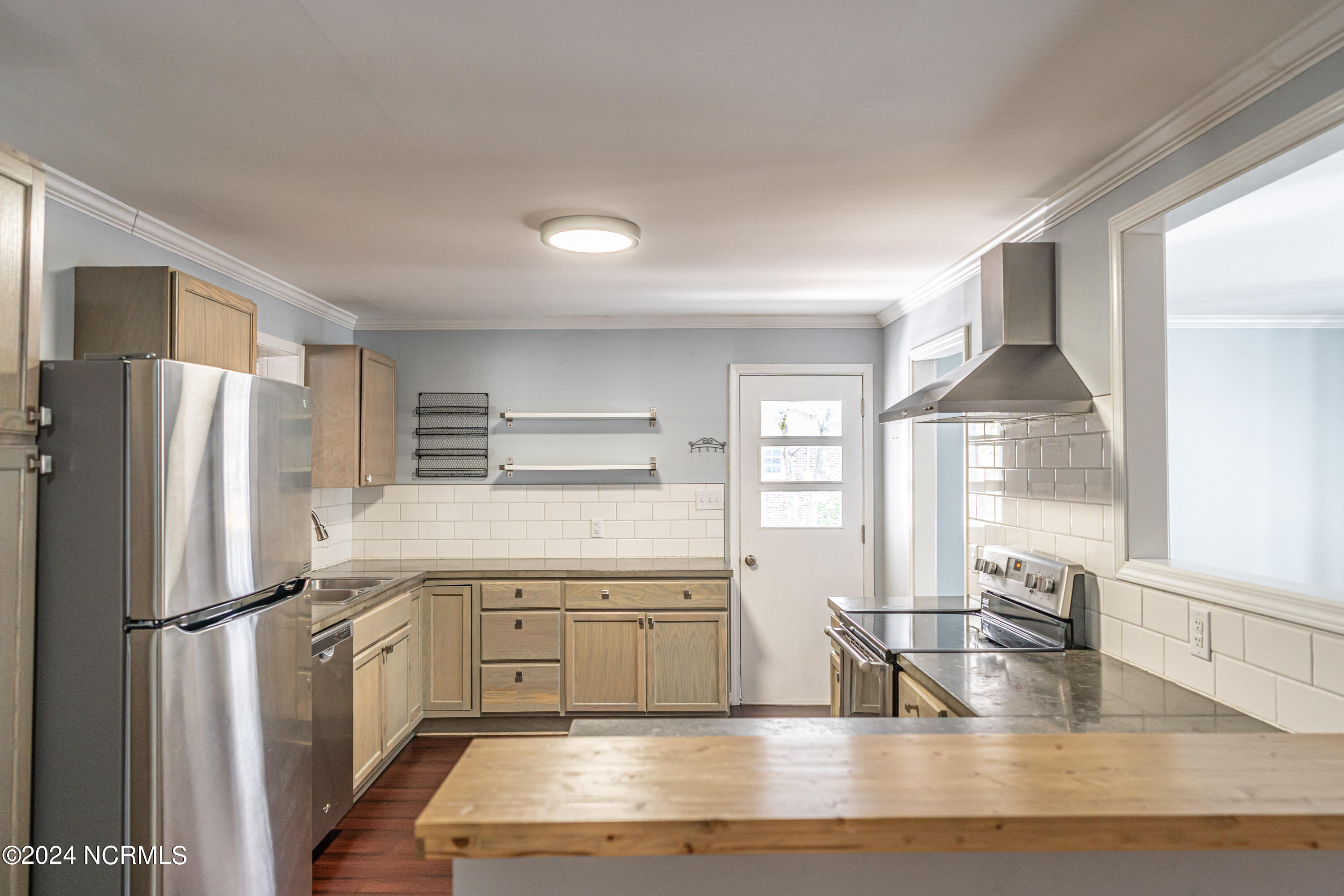 1573 W Pennsylvania Avenue Ext