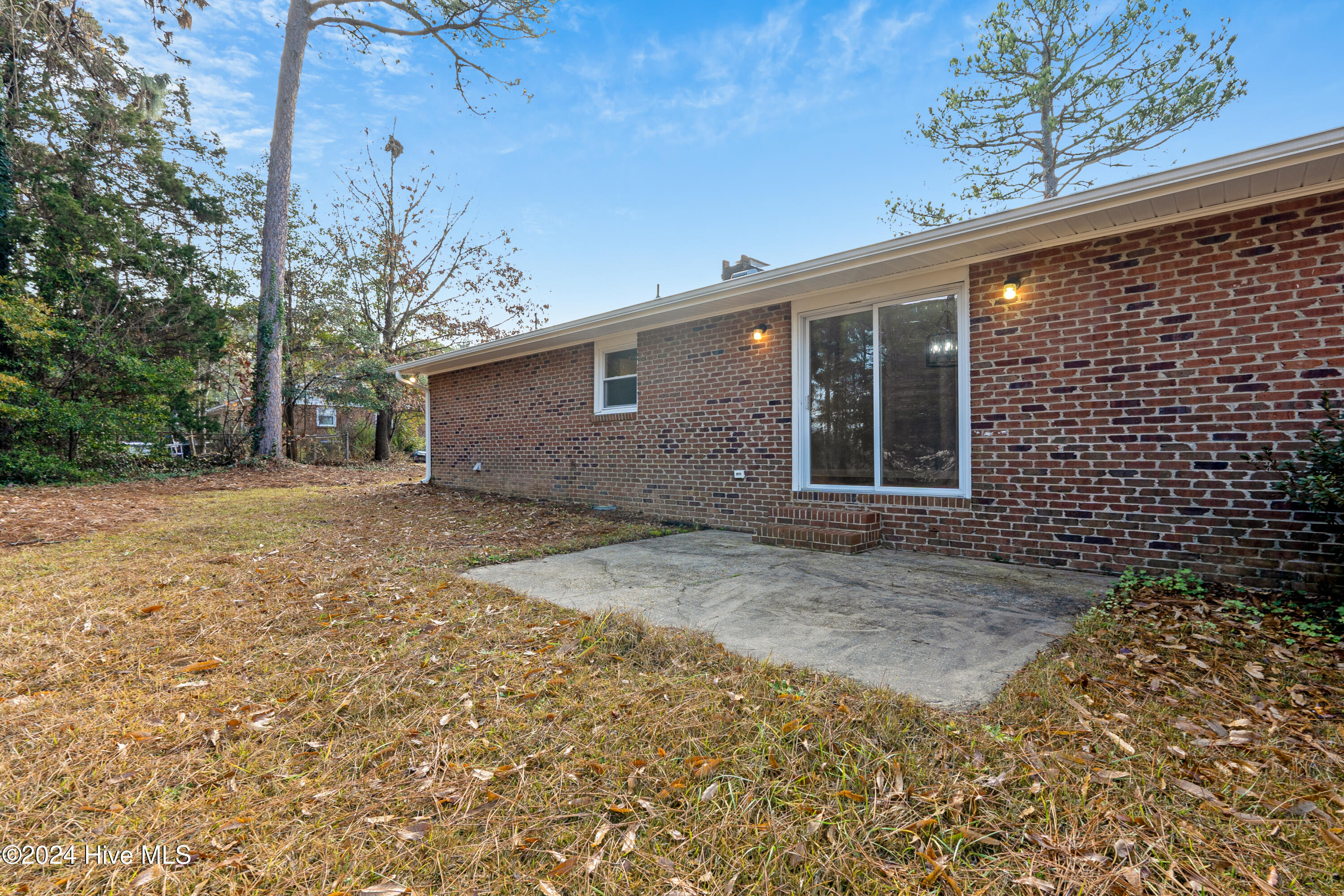 617 E L Ives Drive