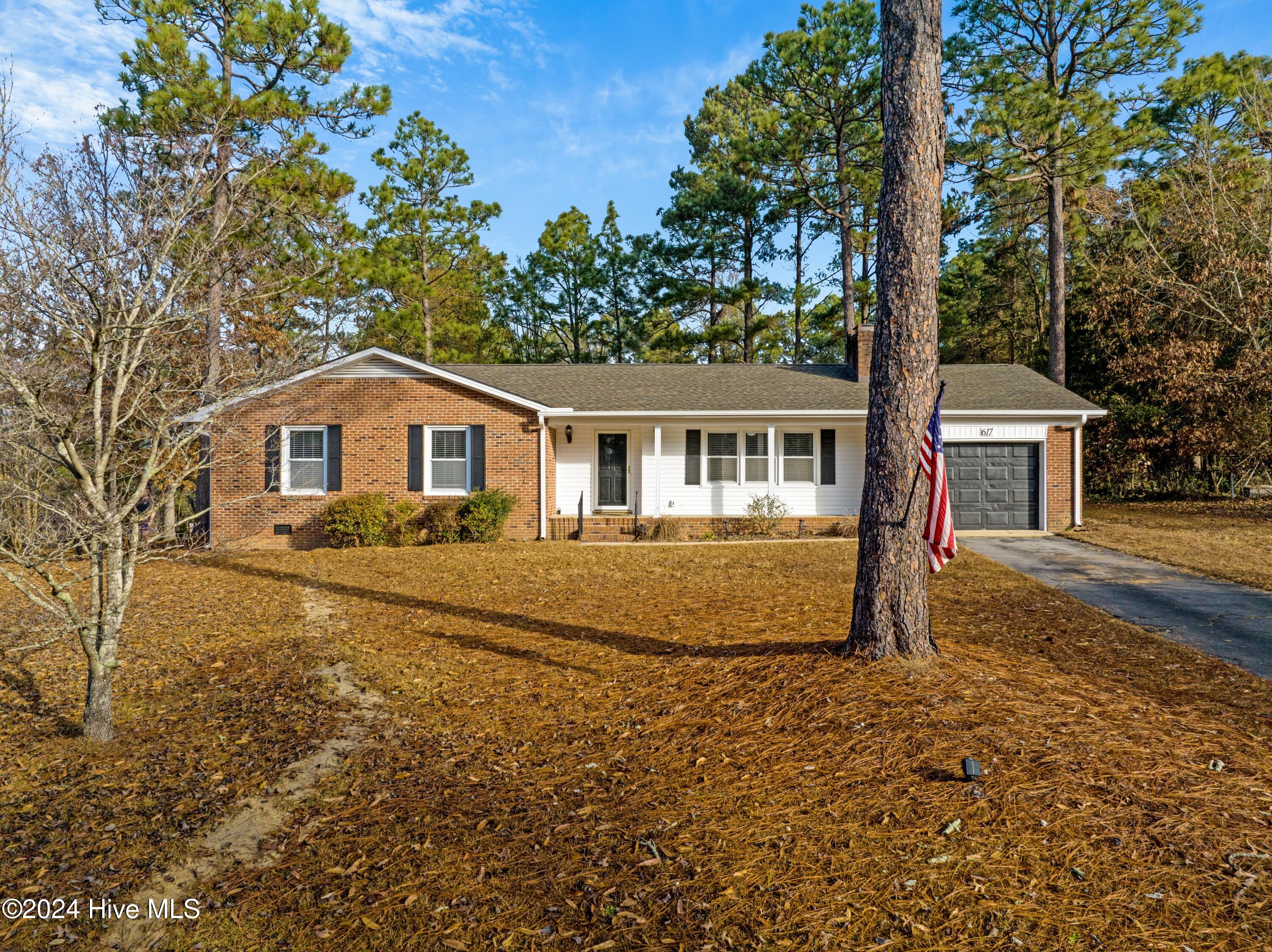 617 E L Ives Drive