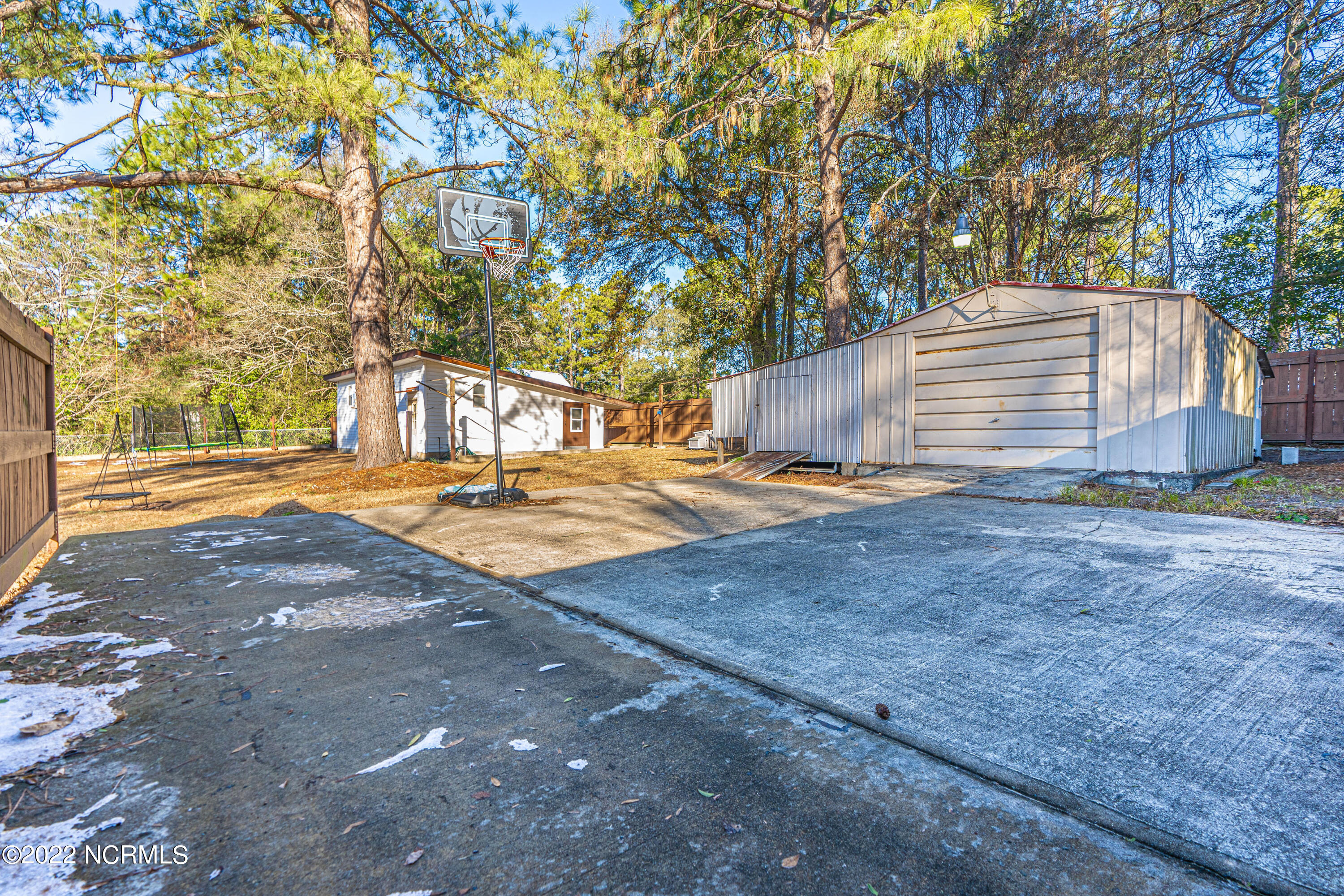 707 E L Ives Drive