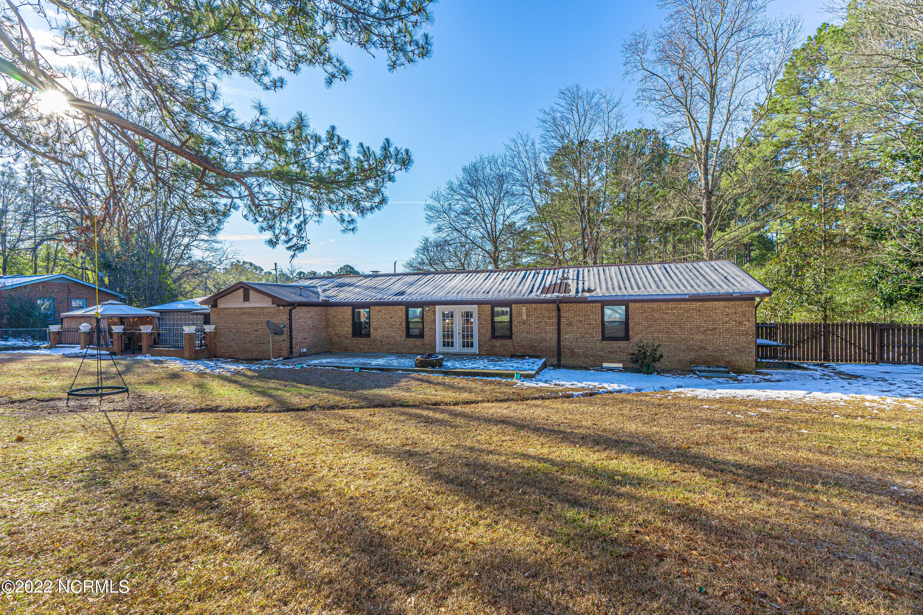 707 E L Ives Drive