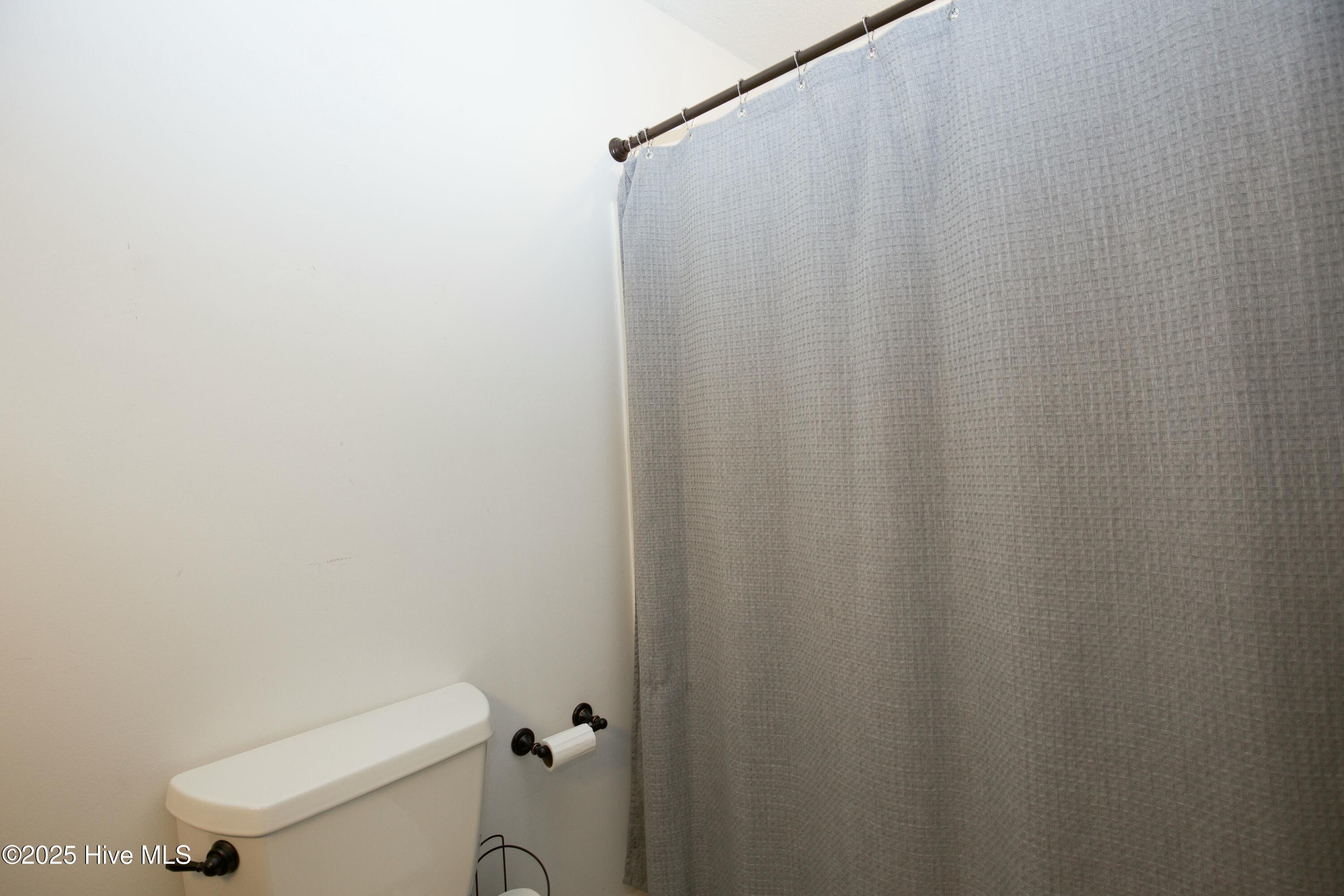 109 Selkirk Trail