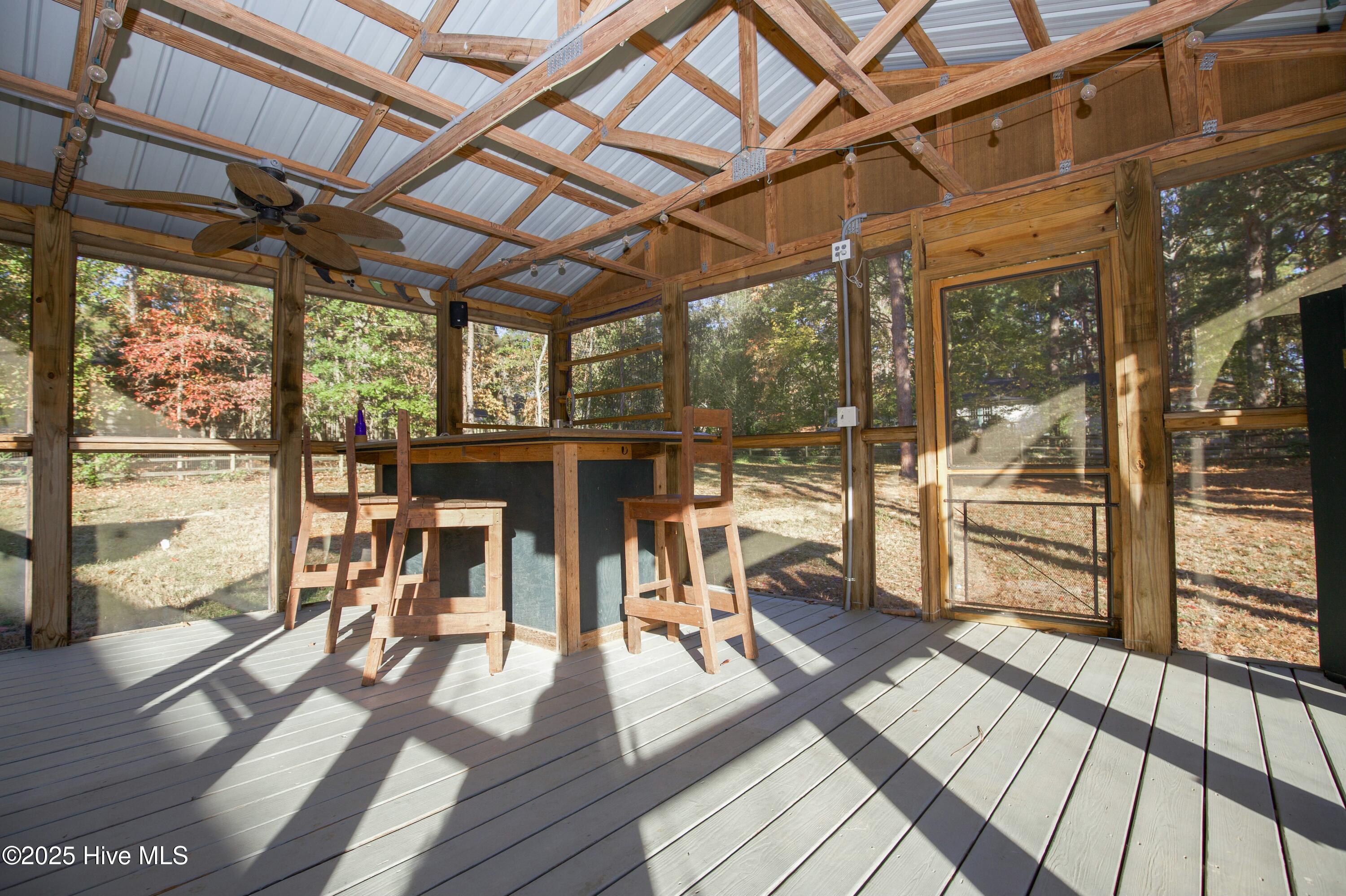 109 Selkirk Trail
