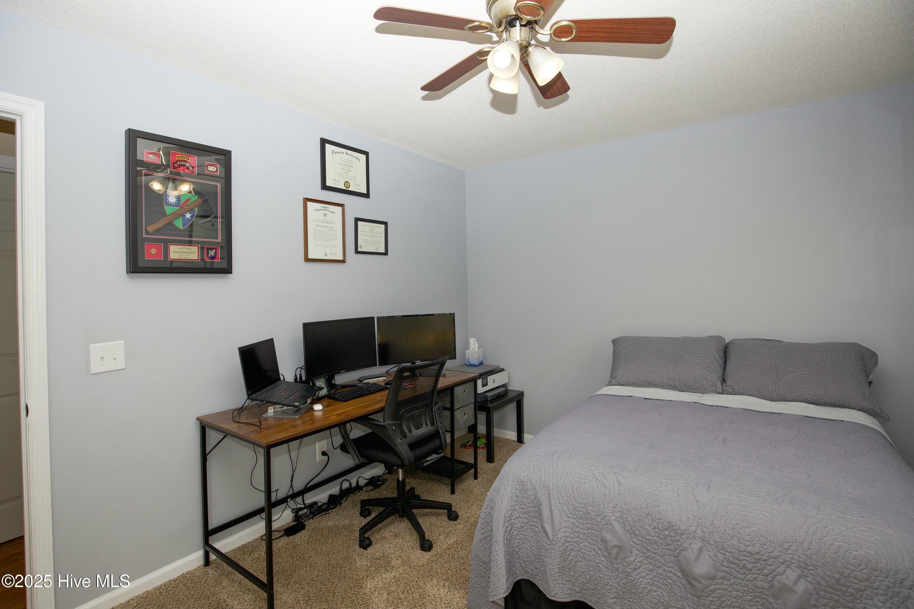 109 Selkirk Trail