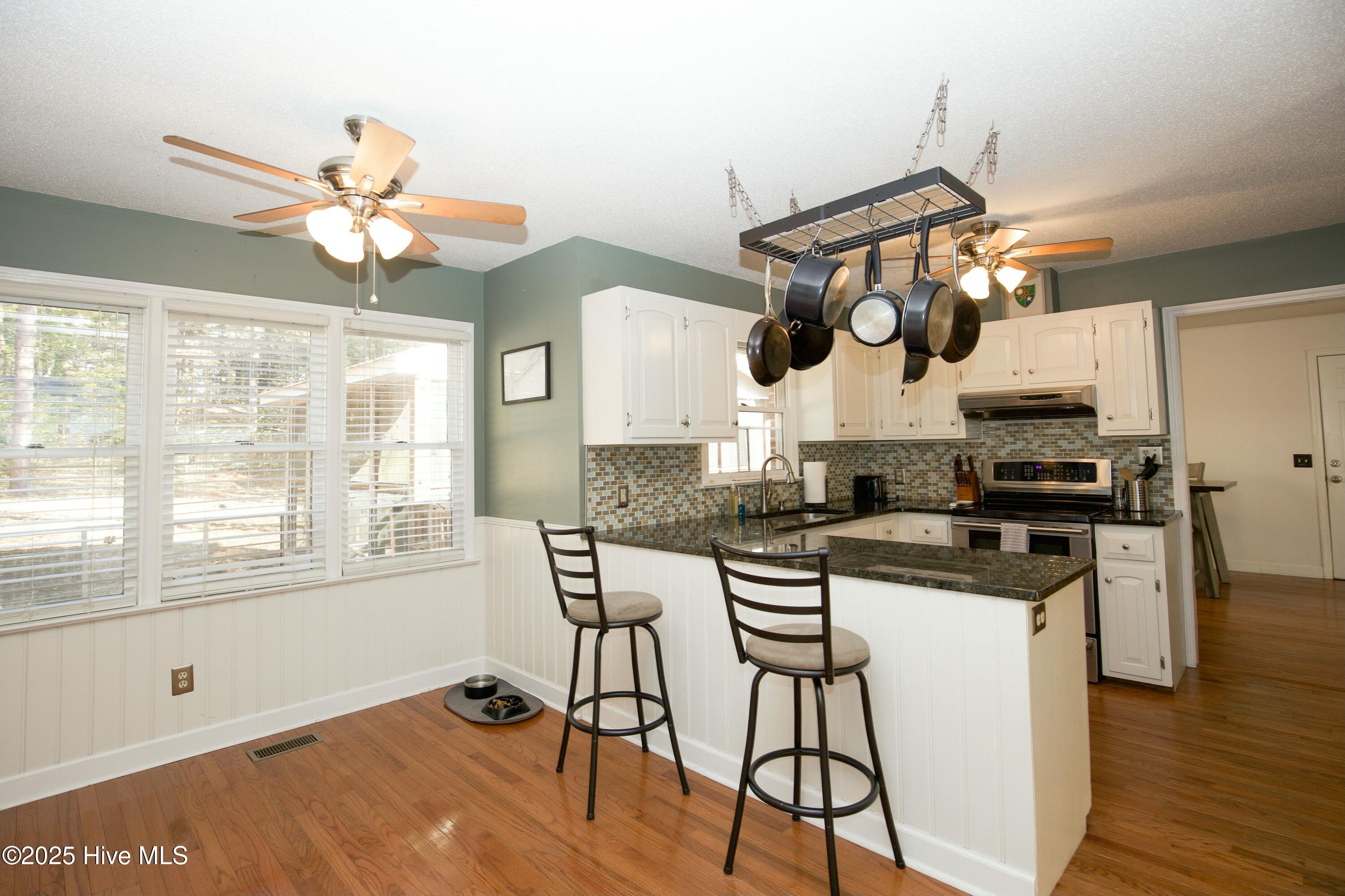 109 Selkirk Trail