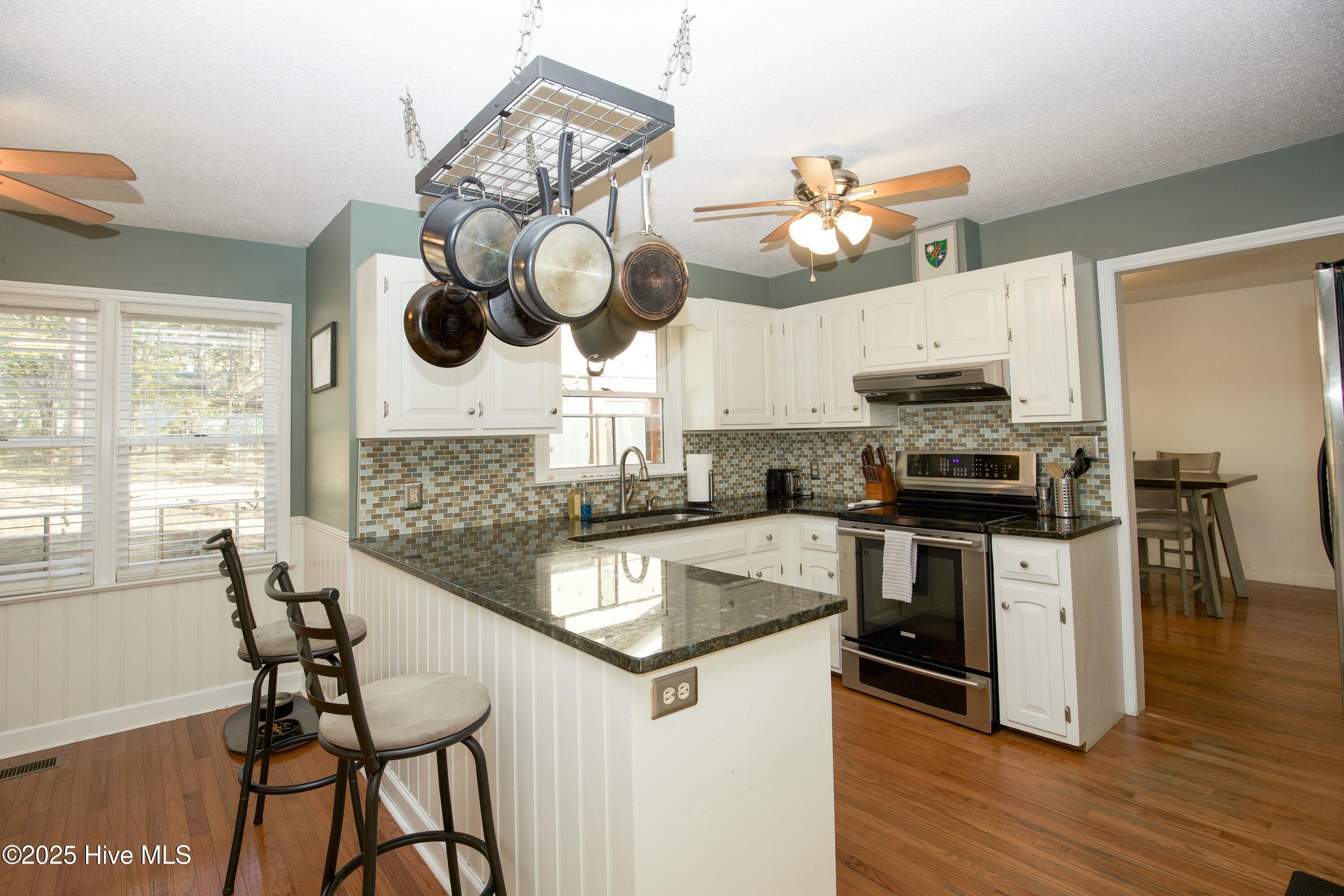 109 Selkirk Trail