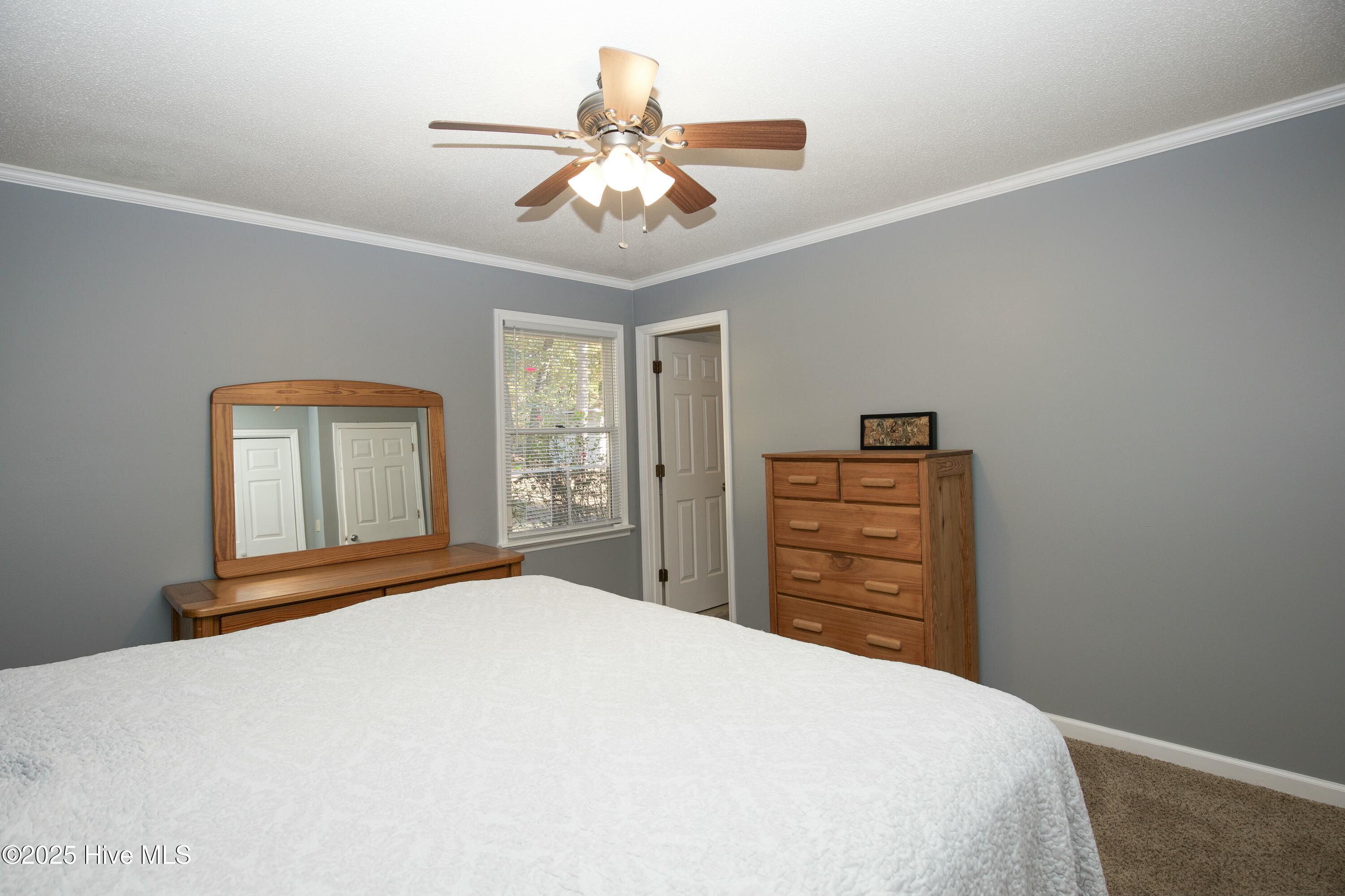 109 Selkirk Trail