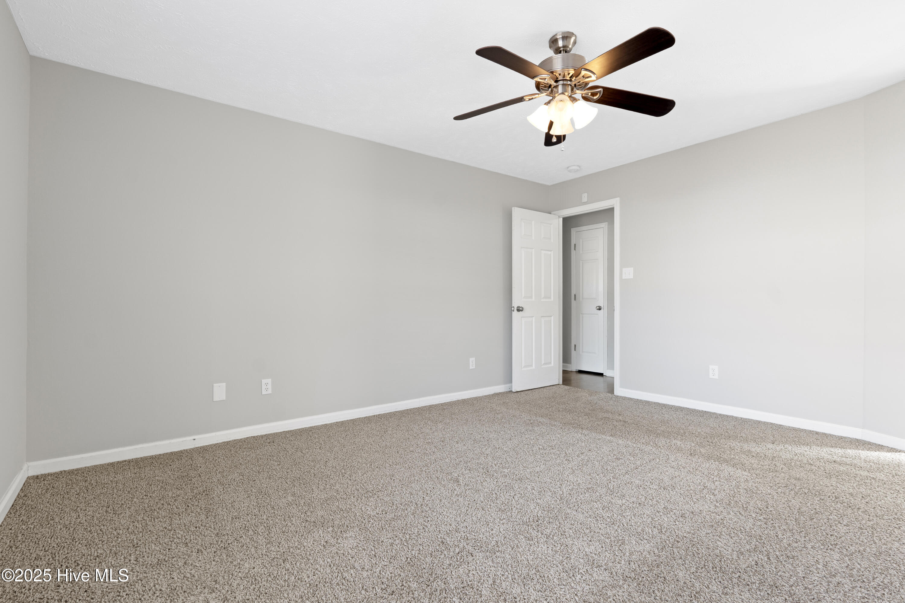 162 Huntington Drive