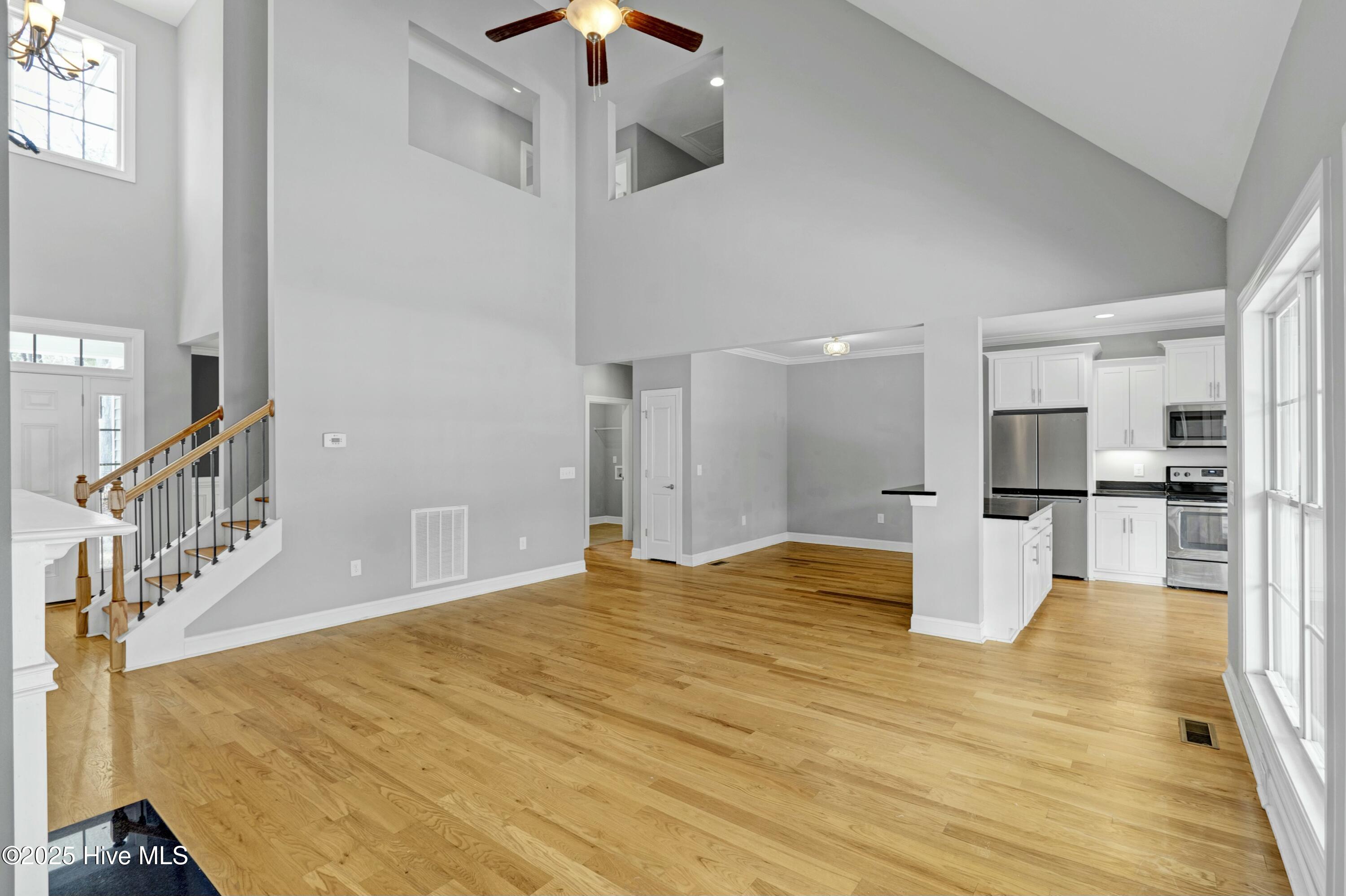 445 Central Drive
