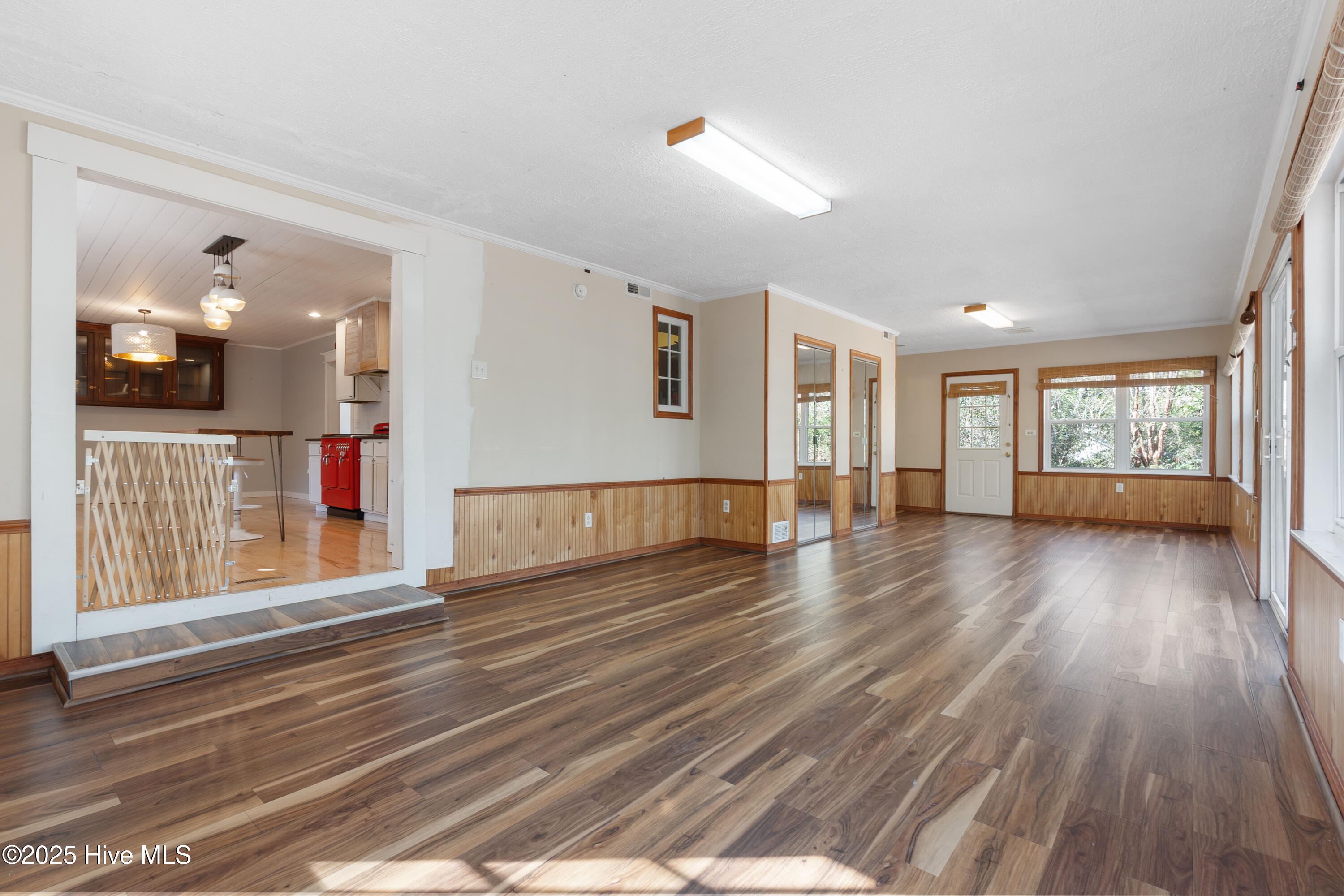 905 E Main Street