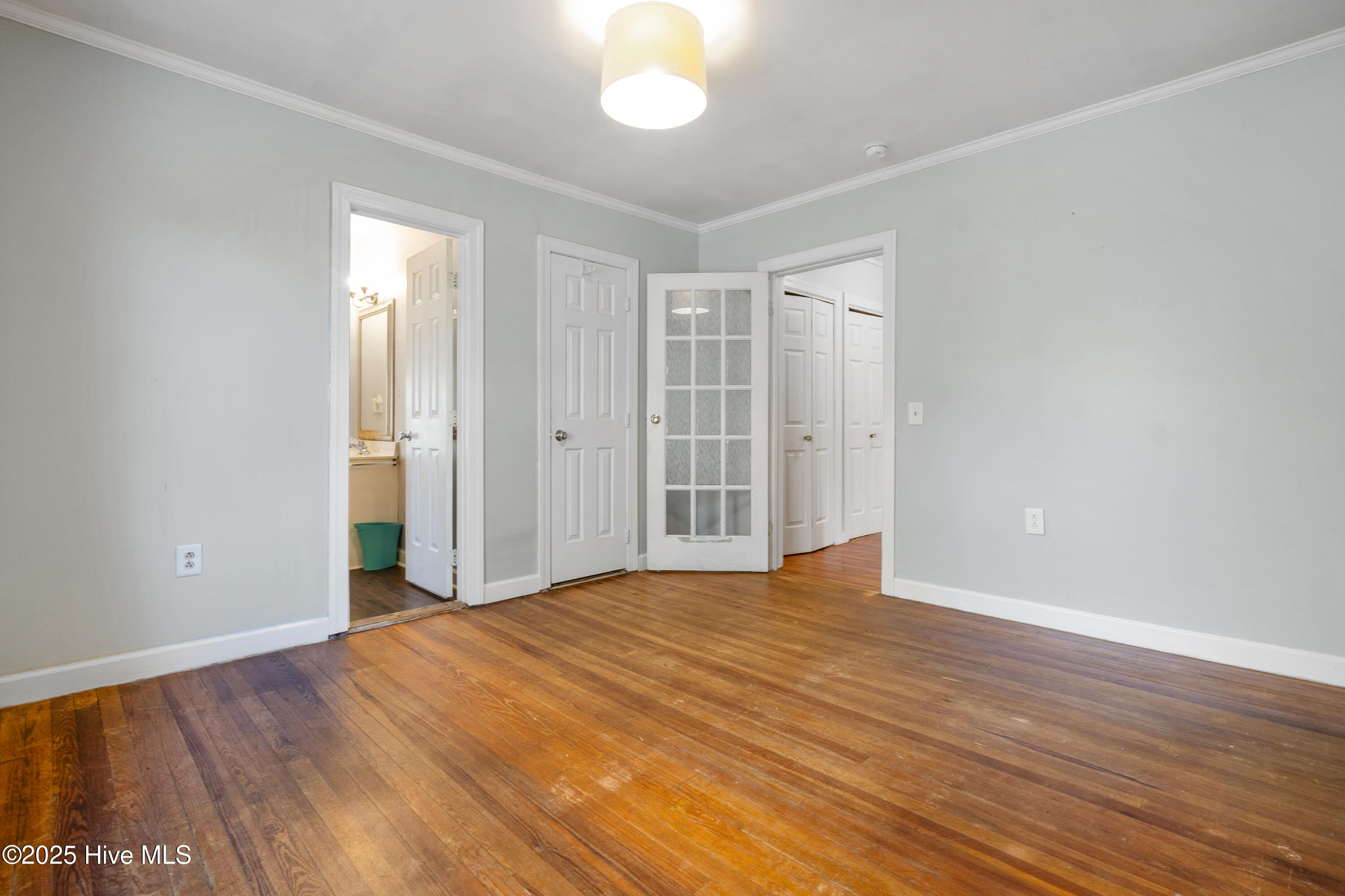 905 E Main Street
