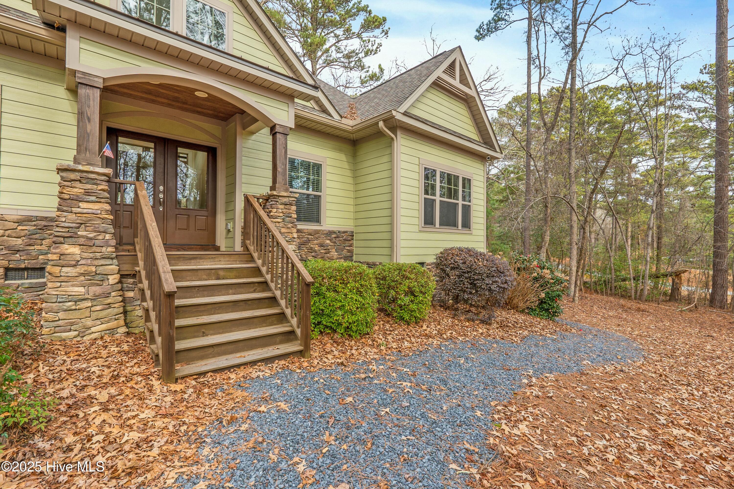 208 Rob Roy Road