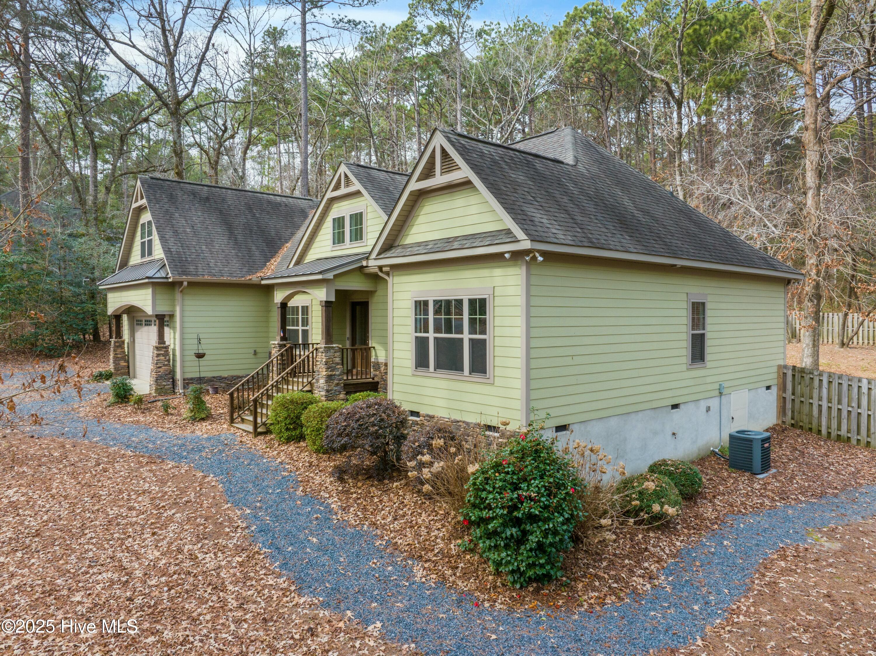 208 Rob Roy Road