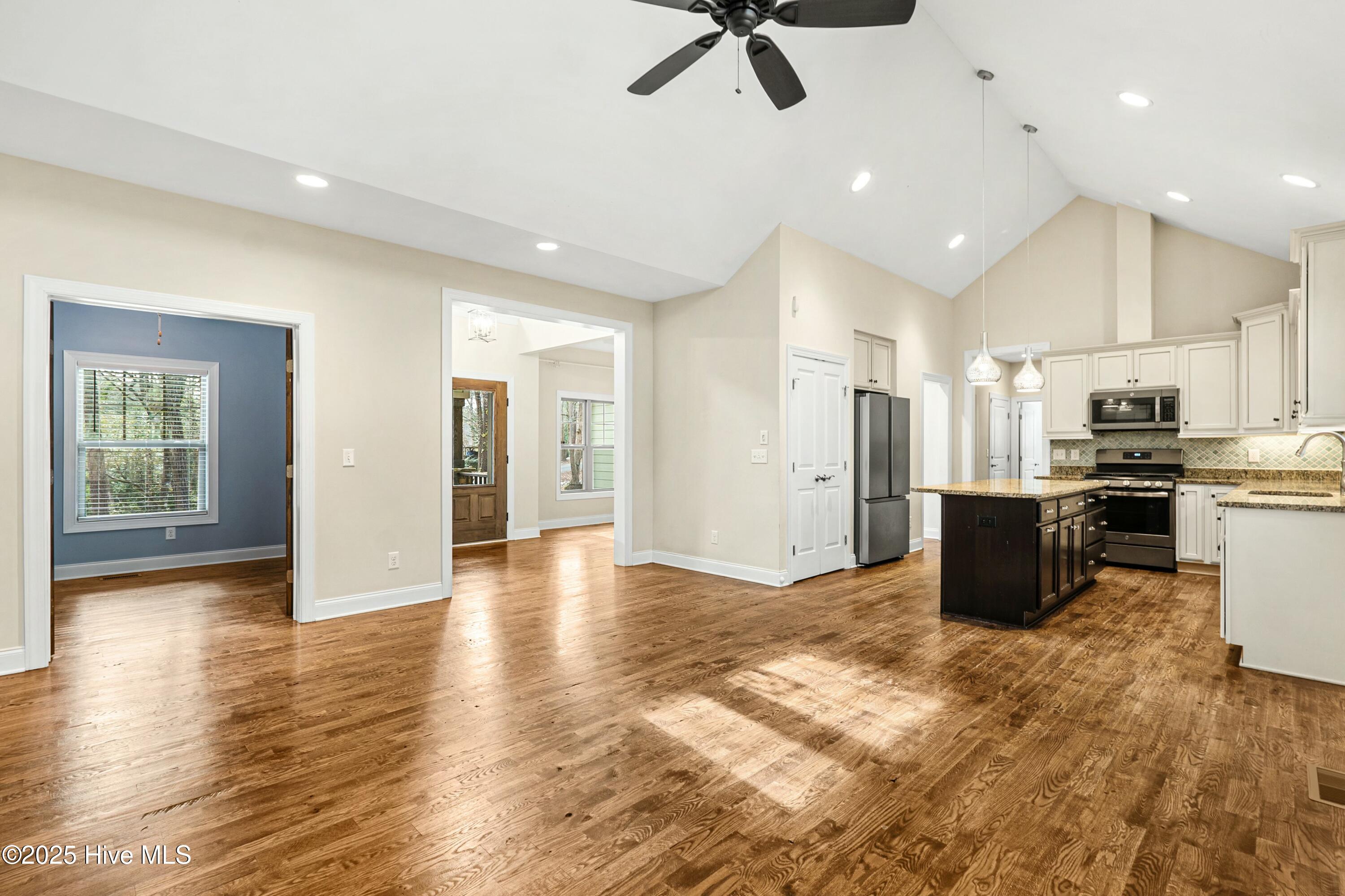 208 Rob Roy Road