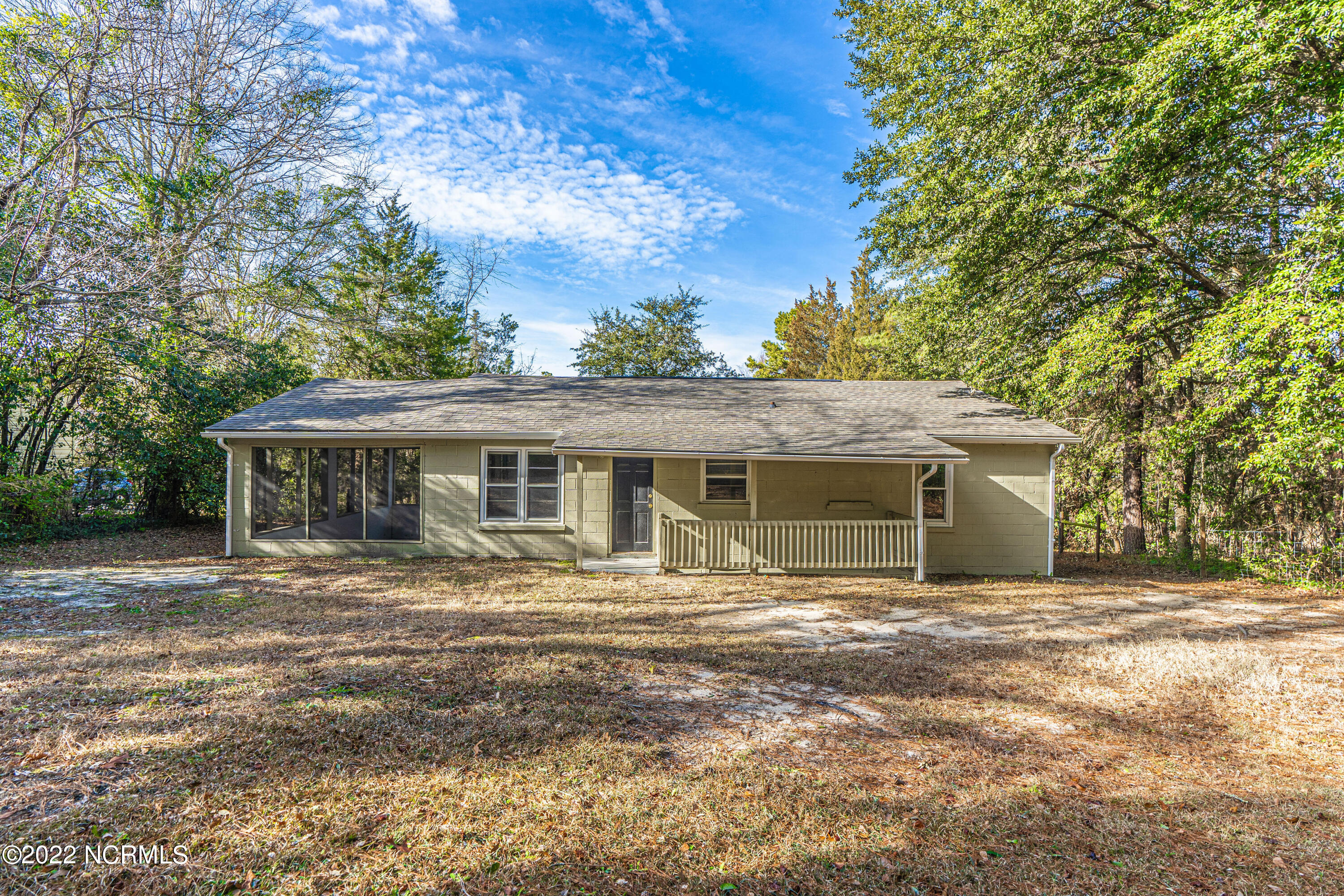 885 S Stephens Street