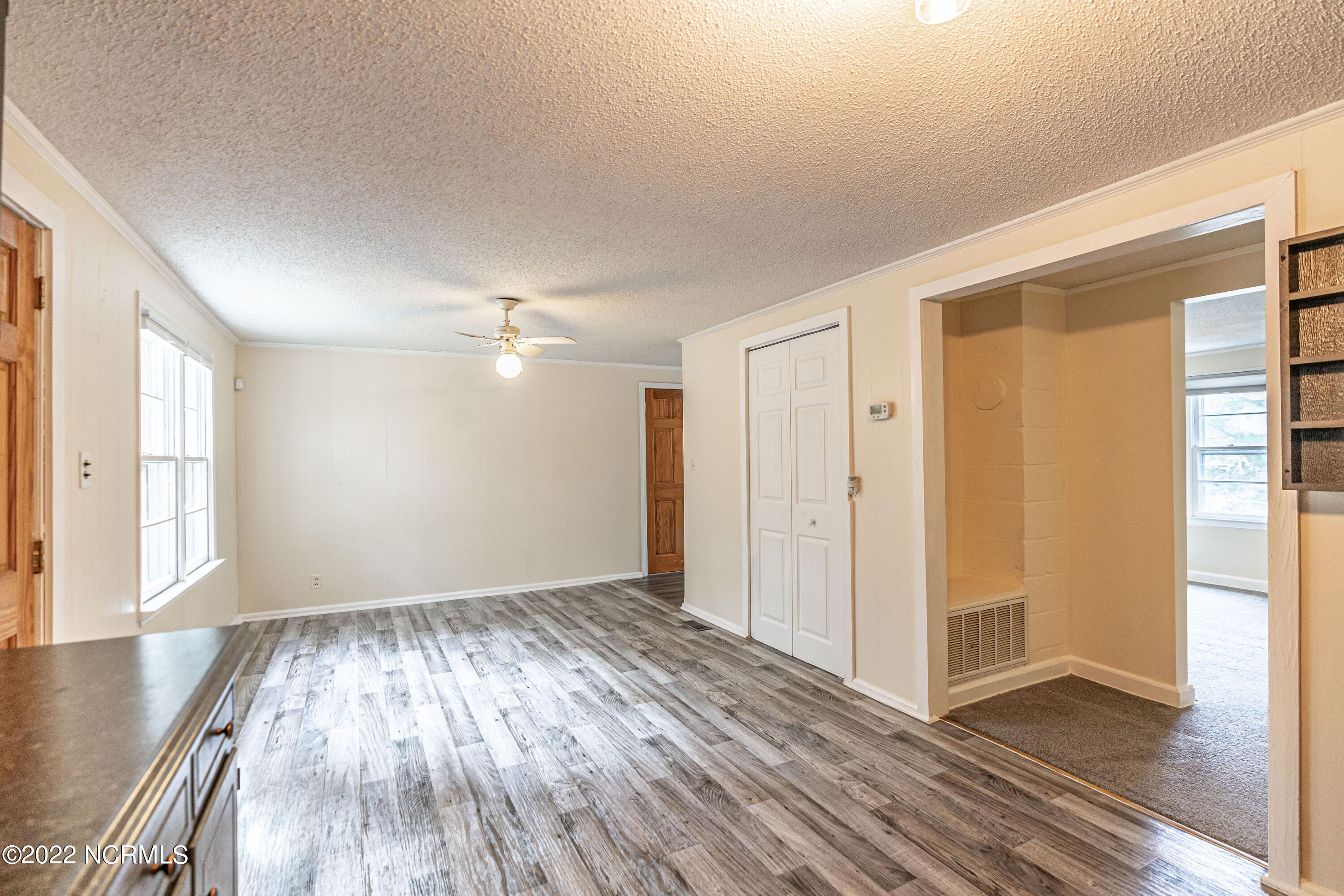 885 S Stephens Street