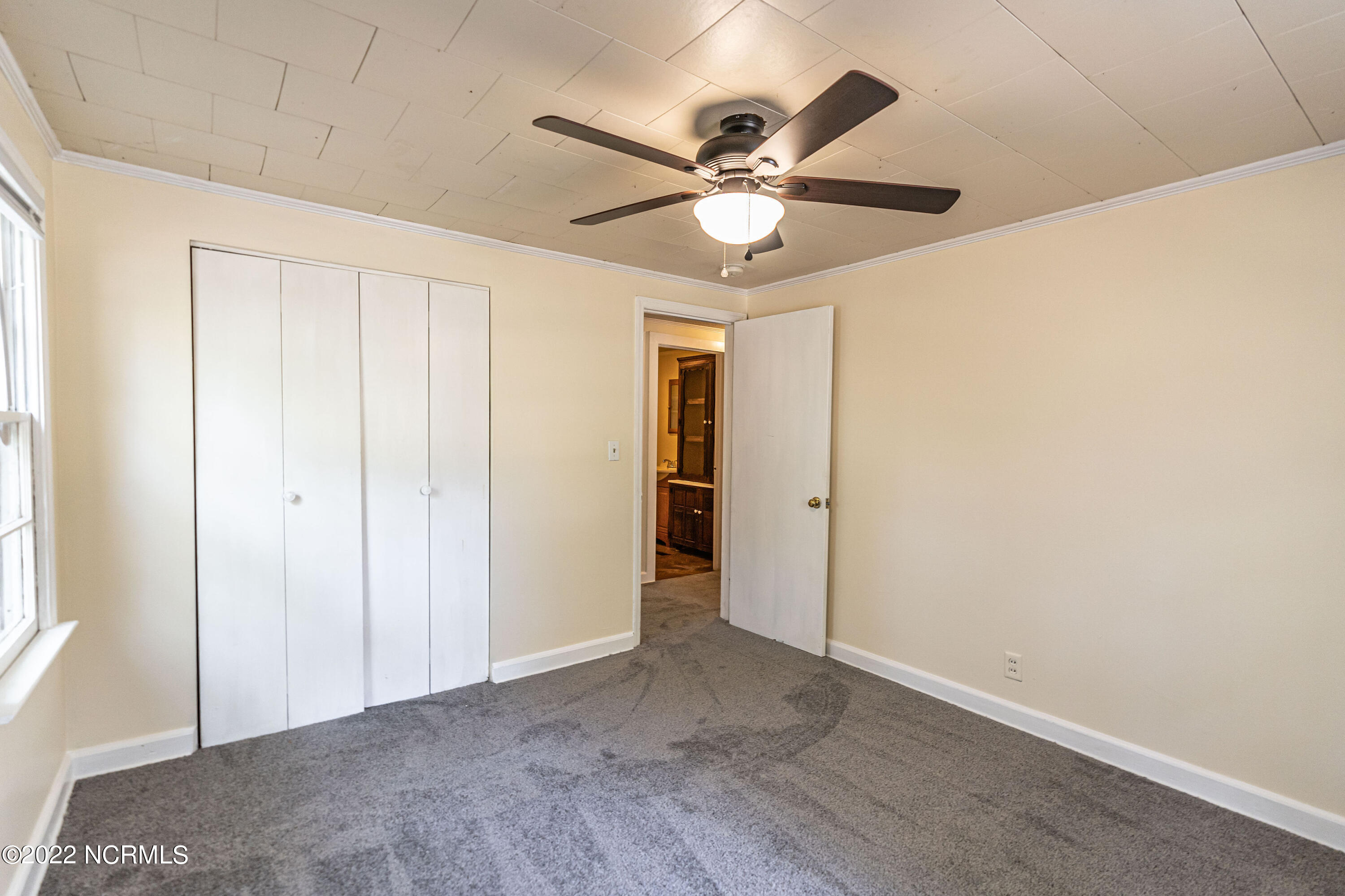 885 S Stephens Street