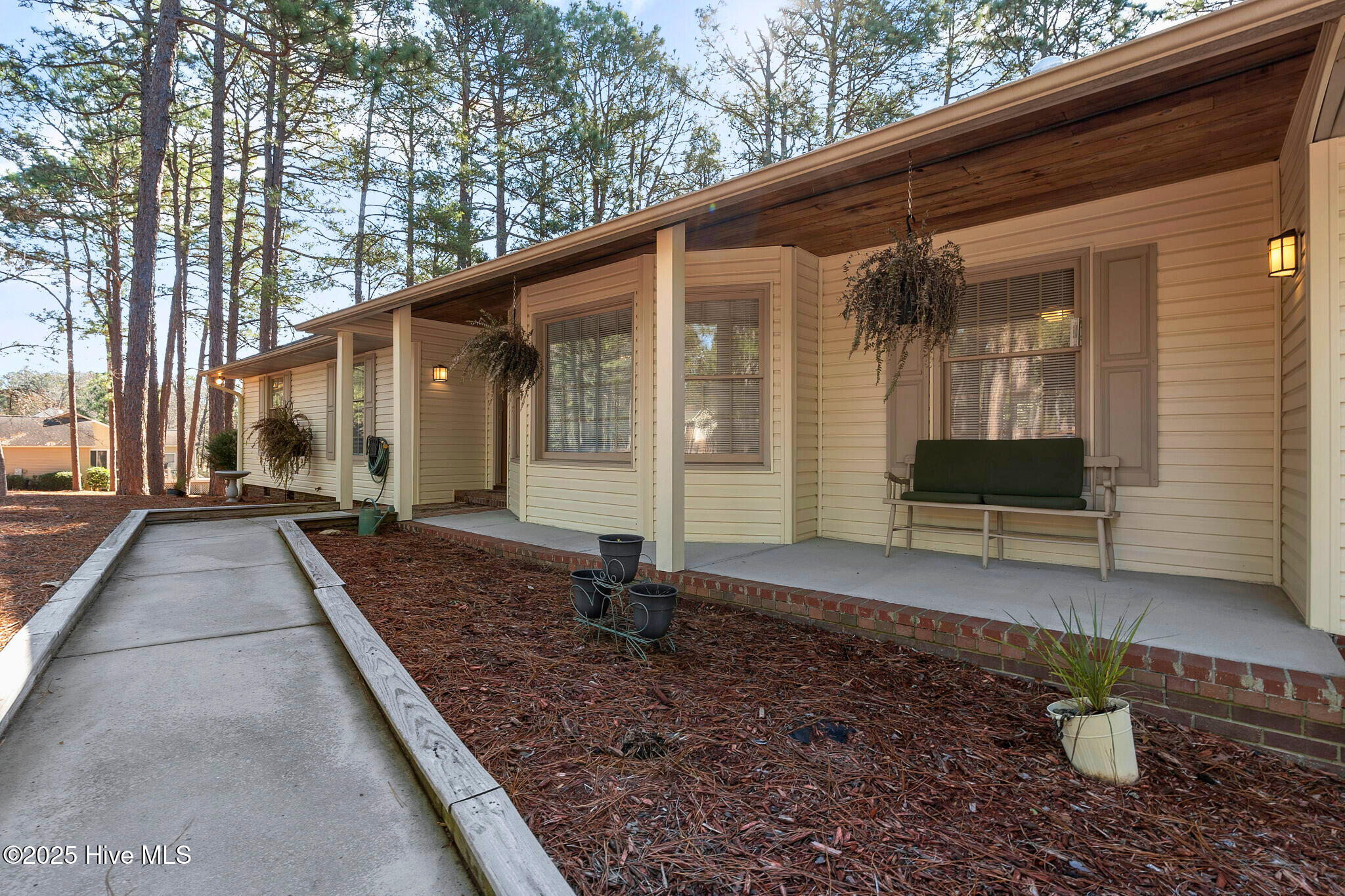 122 Cambridge Lane