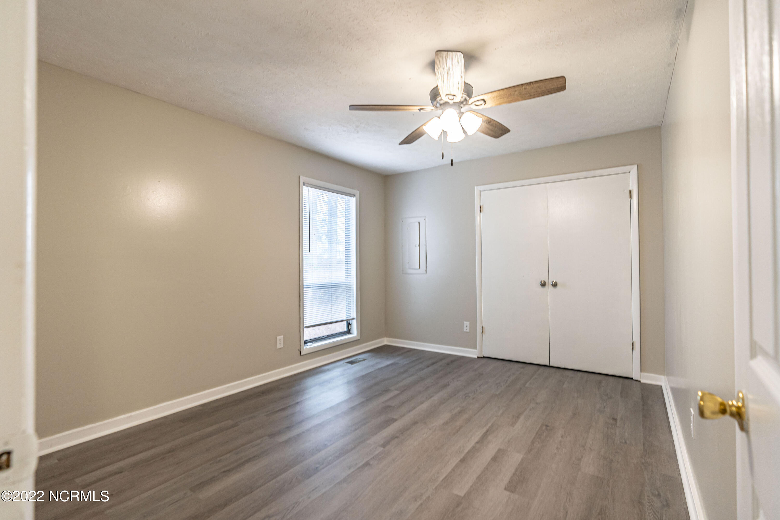 6484 Kelmscot Court