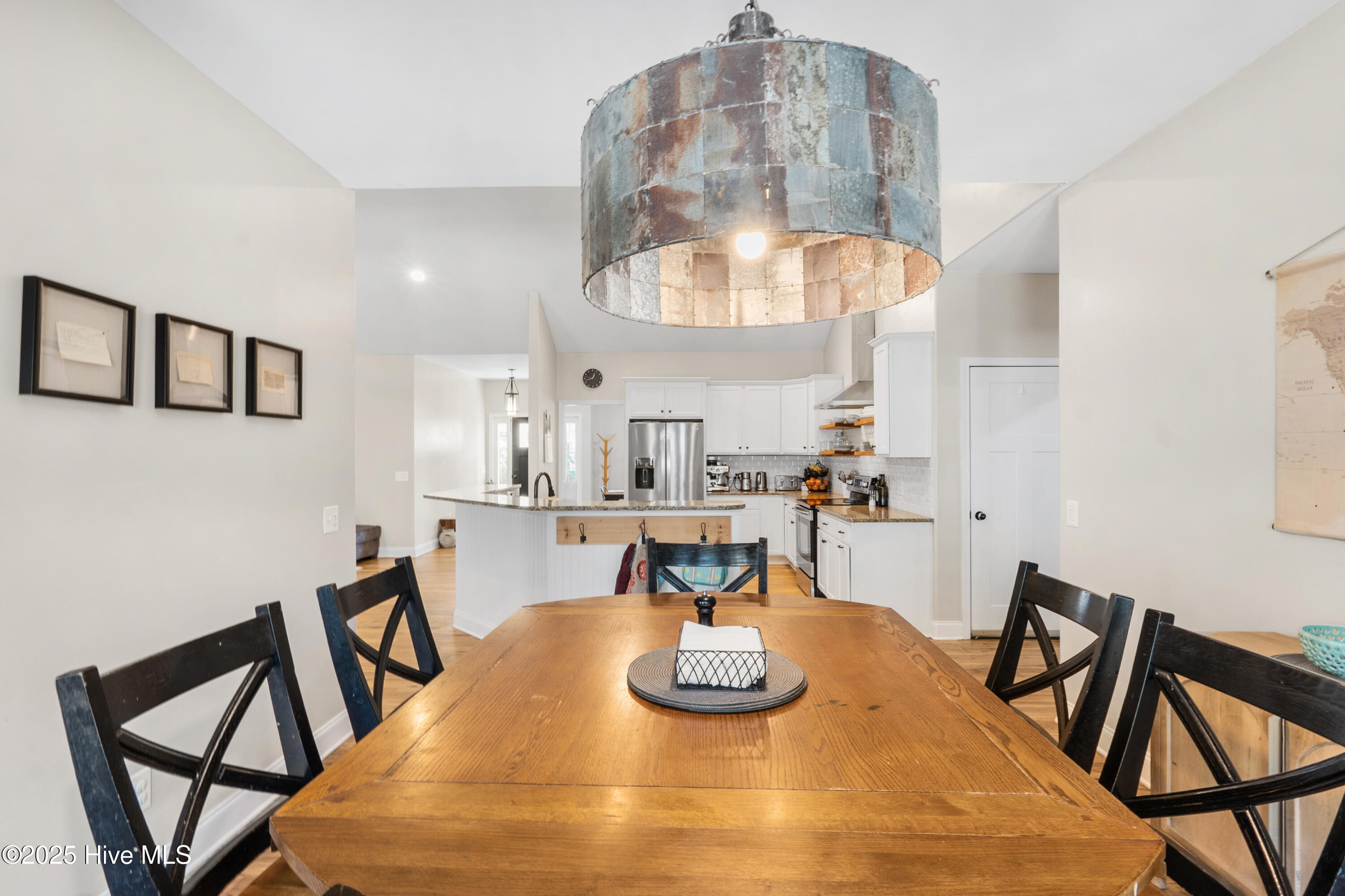 303 Queens Cove Way