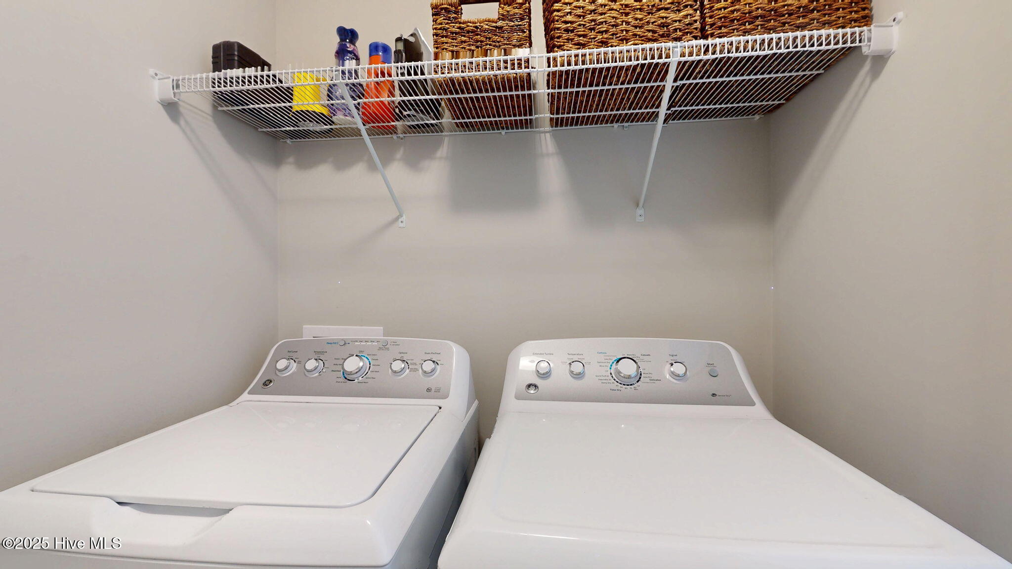 2501 Rhinestone Drive