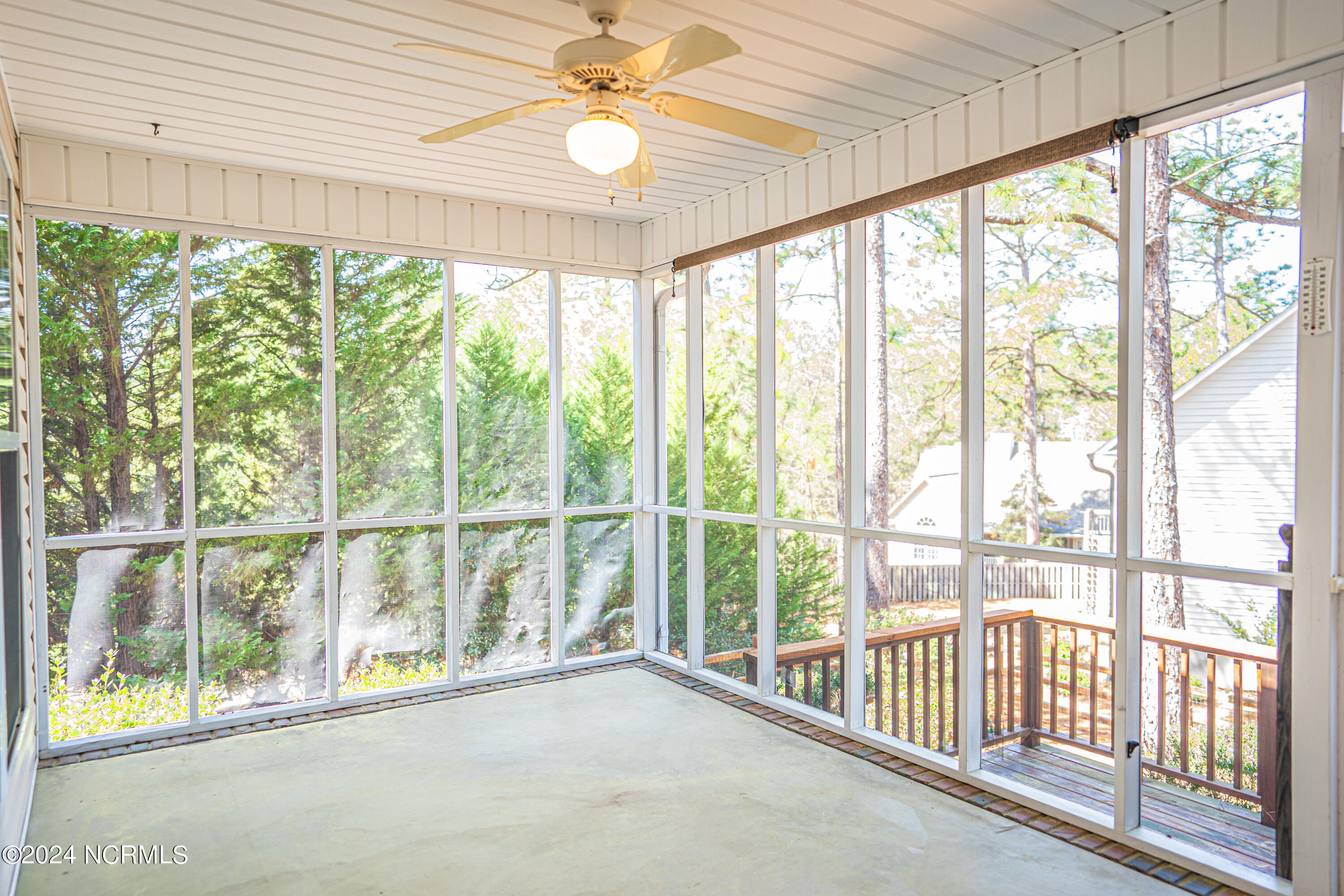 30 Bedford Circle