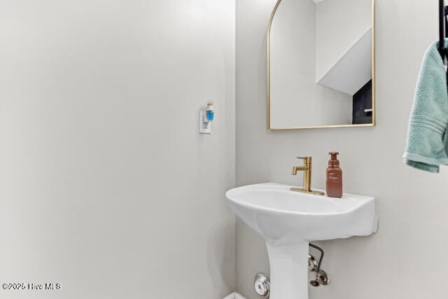 6200 Black Willow Drive