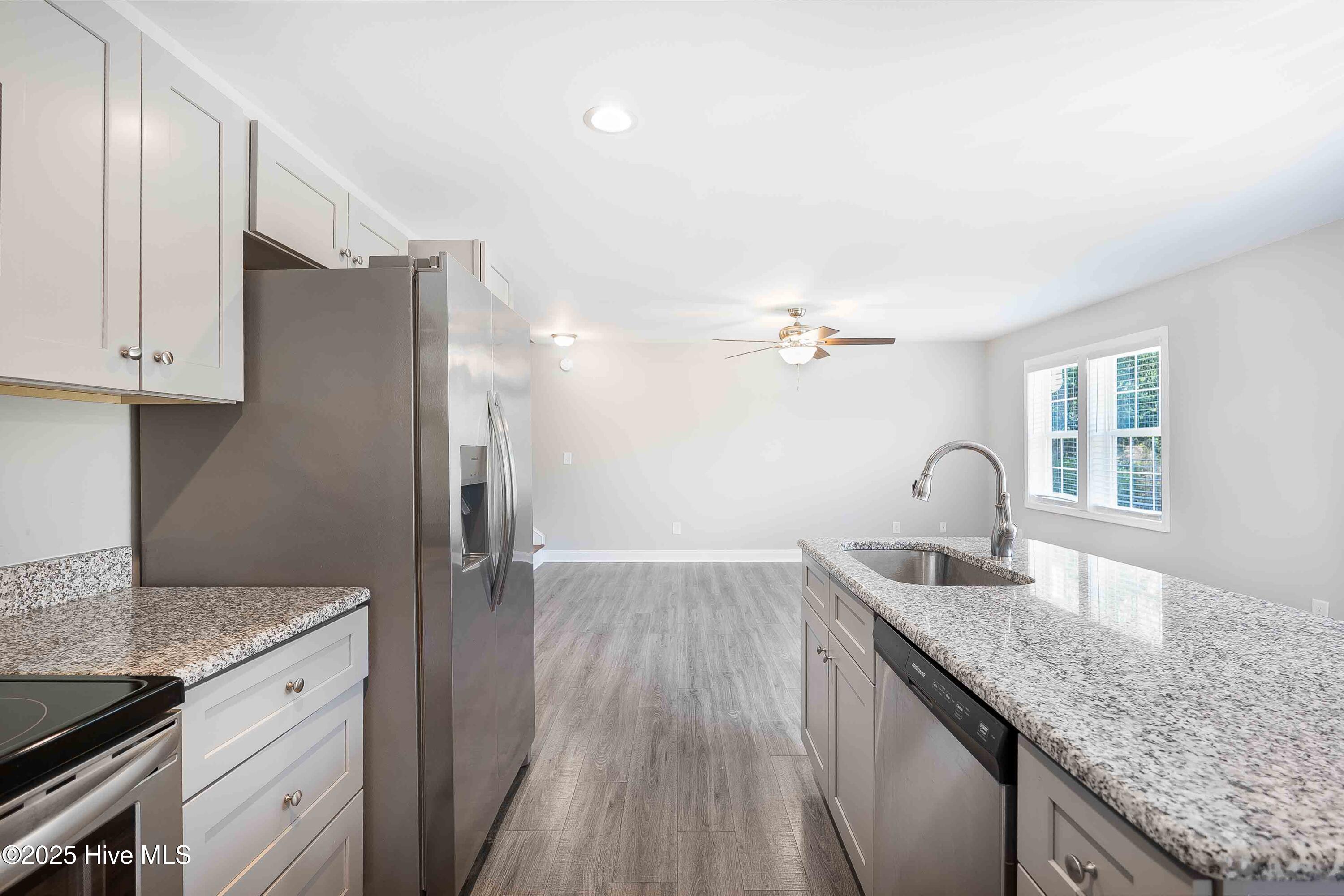 1130 W Indiana Avenue