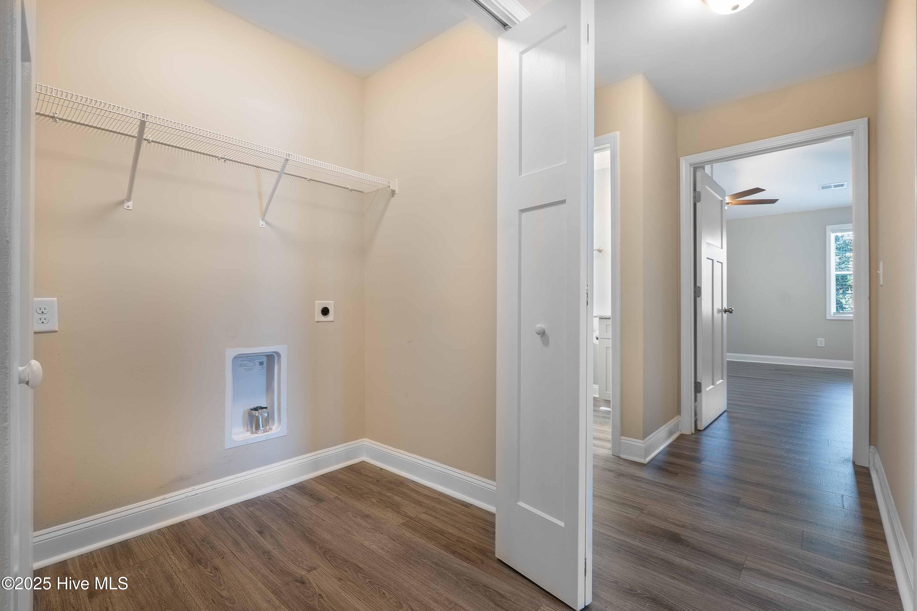 1130 W Indiana Avenue