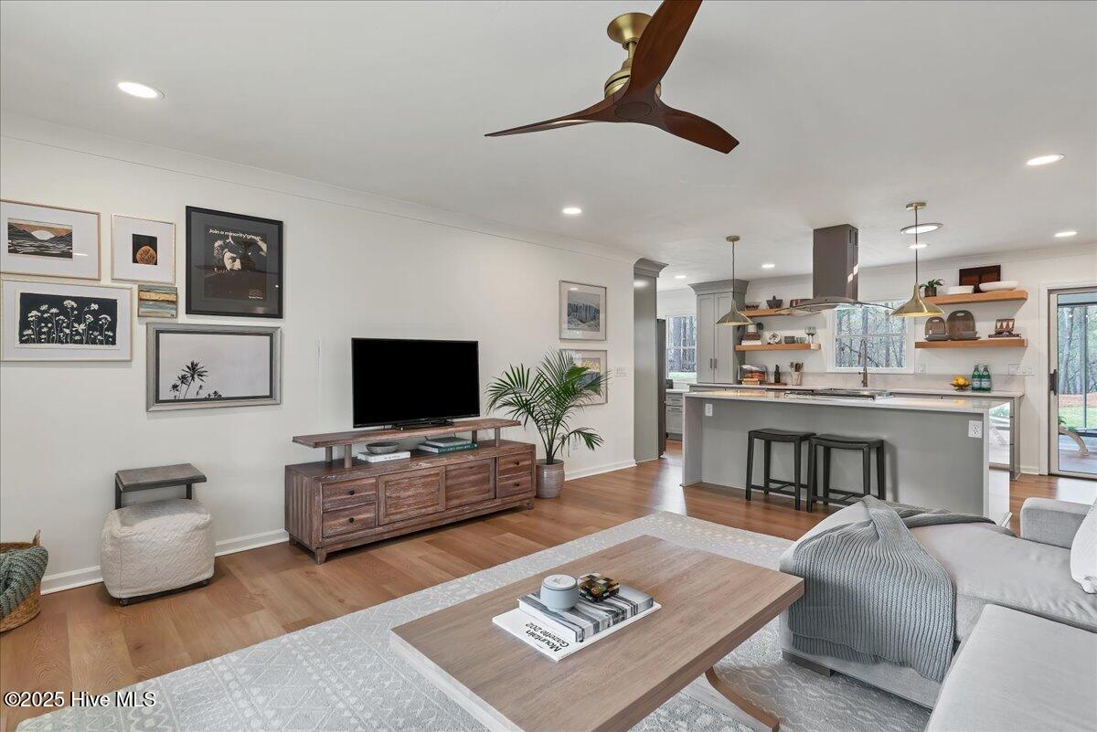 409 Stornoway Drive