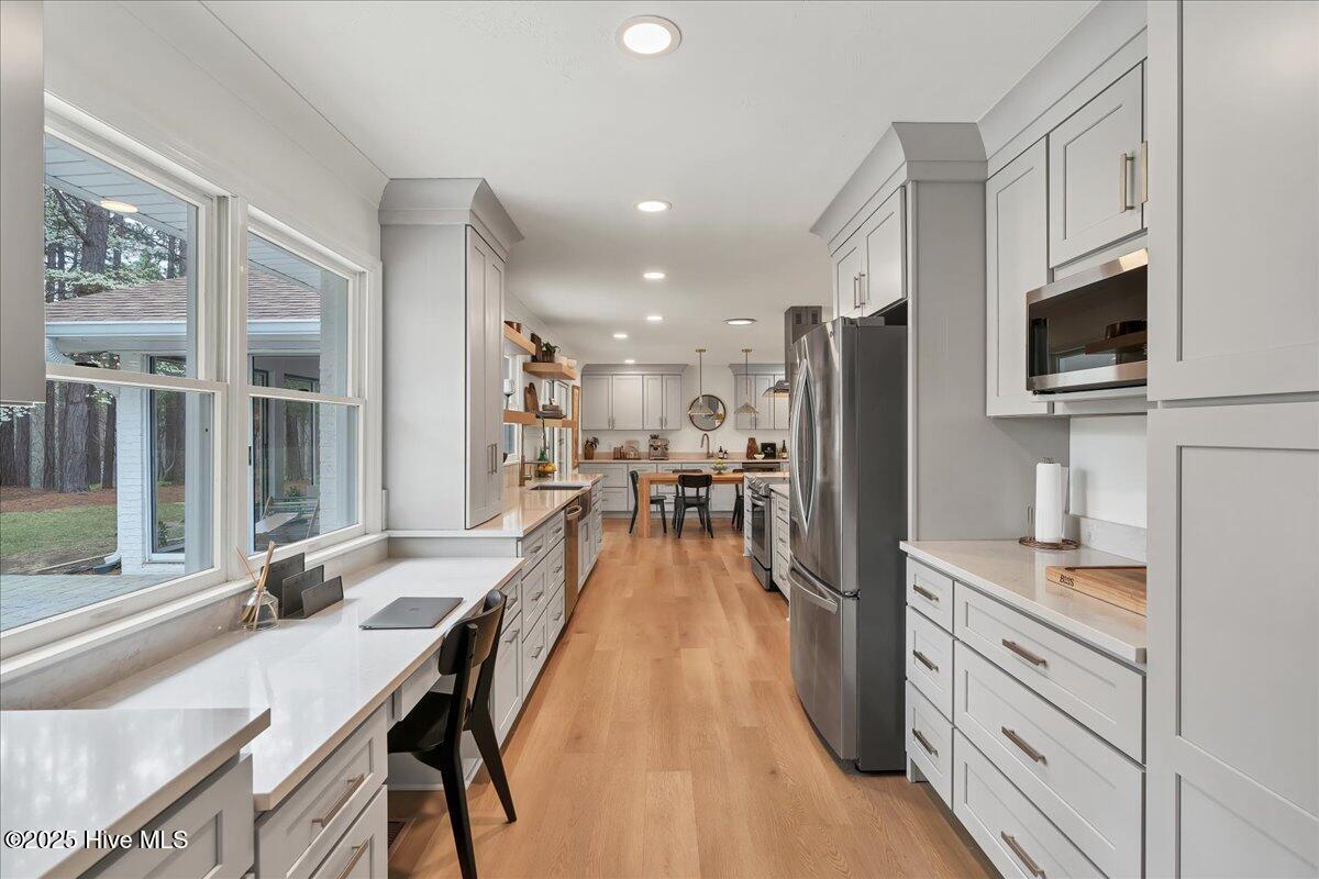 409 Stornoway Drive