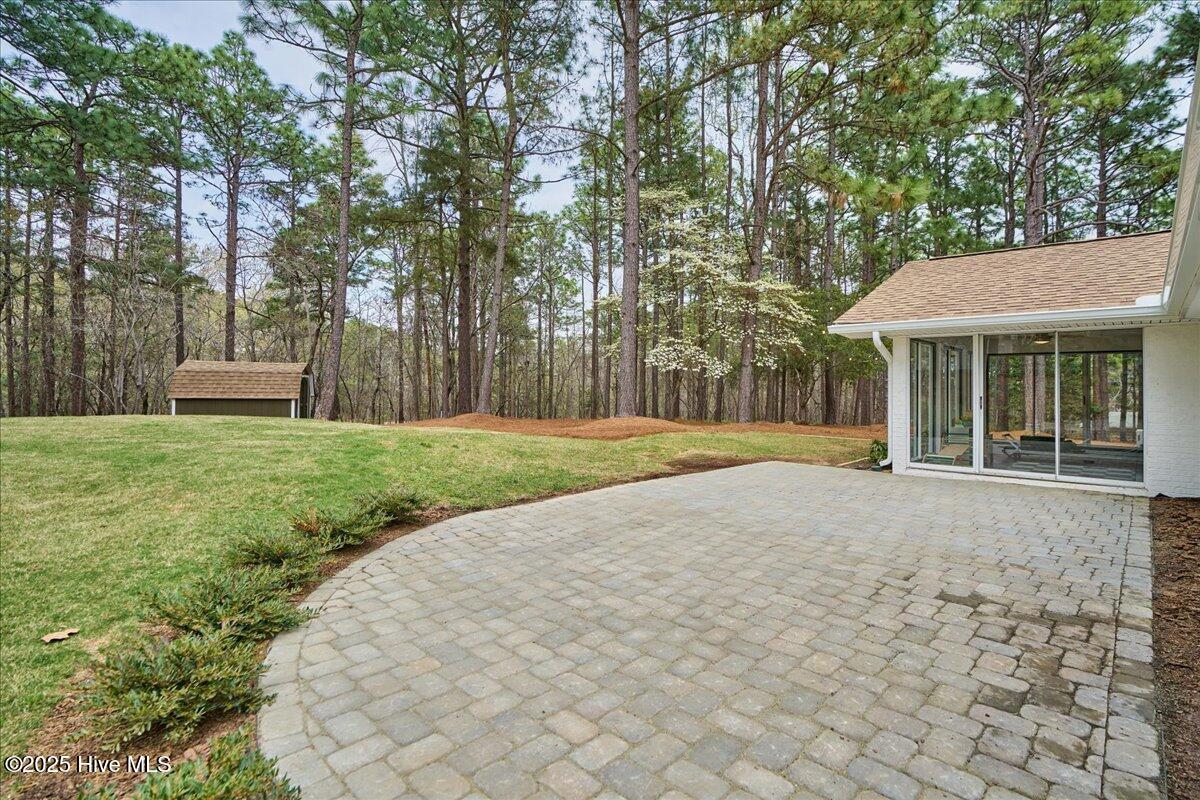 409 Stornoway Drive