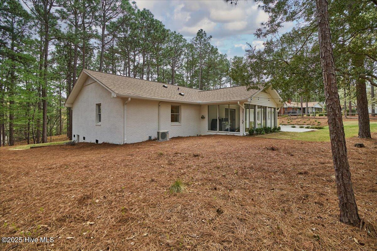 409 Stornoway Drive