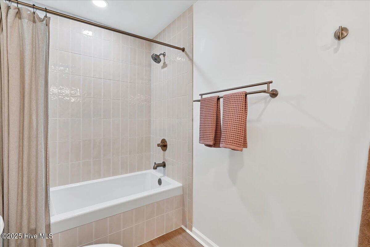 409 Stornoway Drive