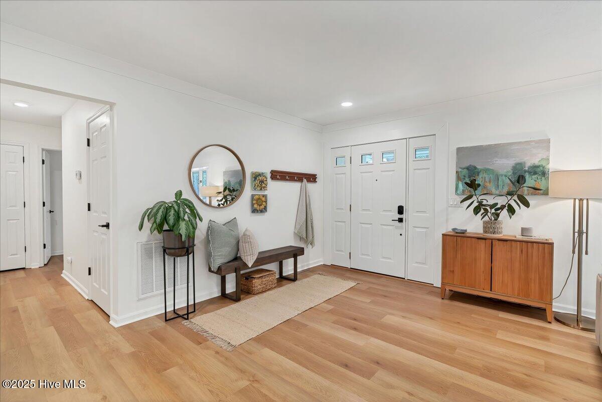 409 Stornoway Drive