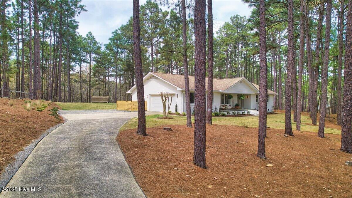 409 Stornoway Drive