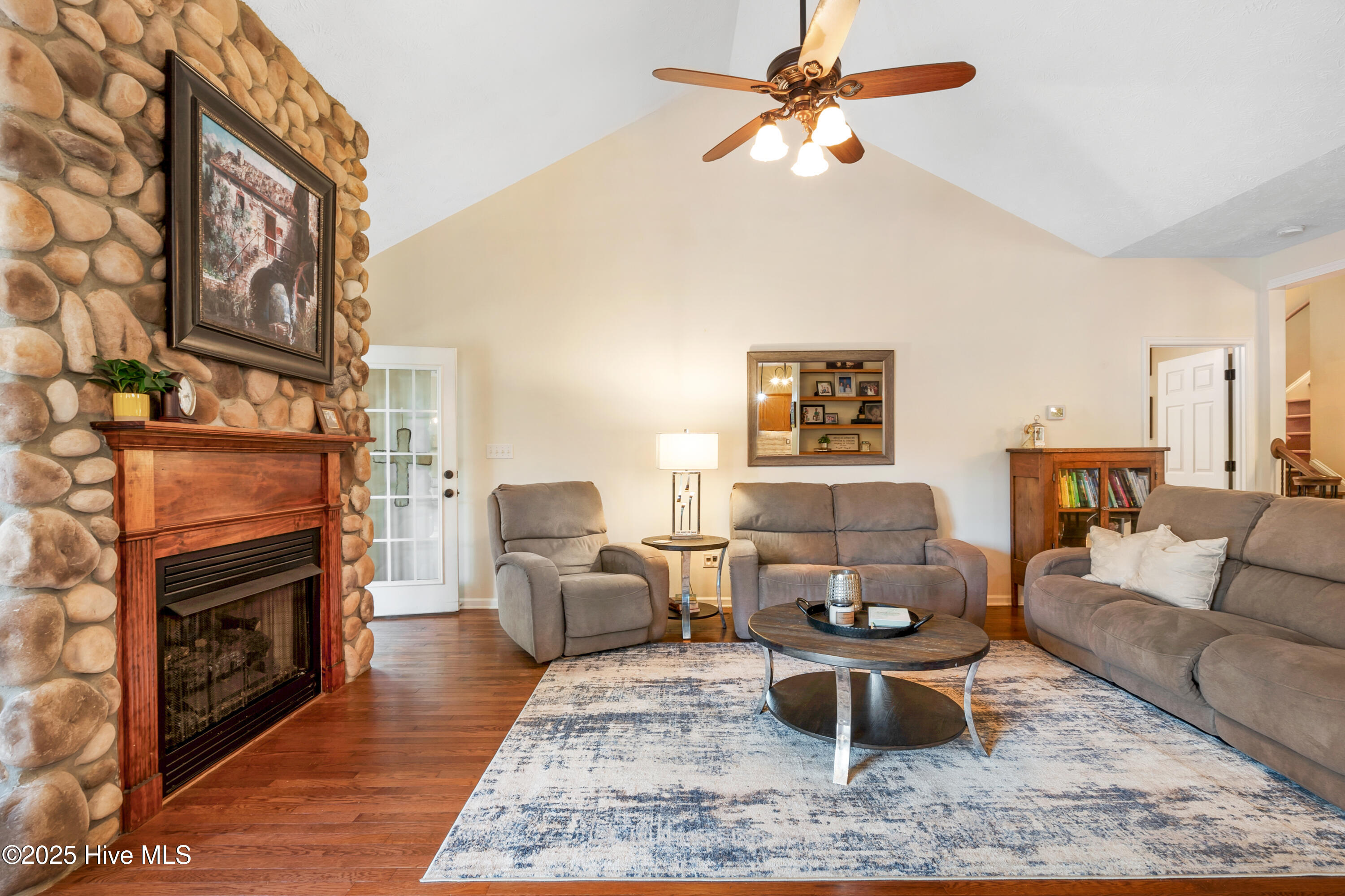 76 Silver Lake Point