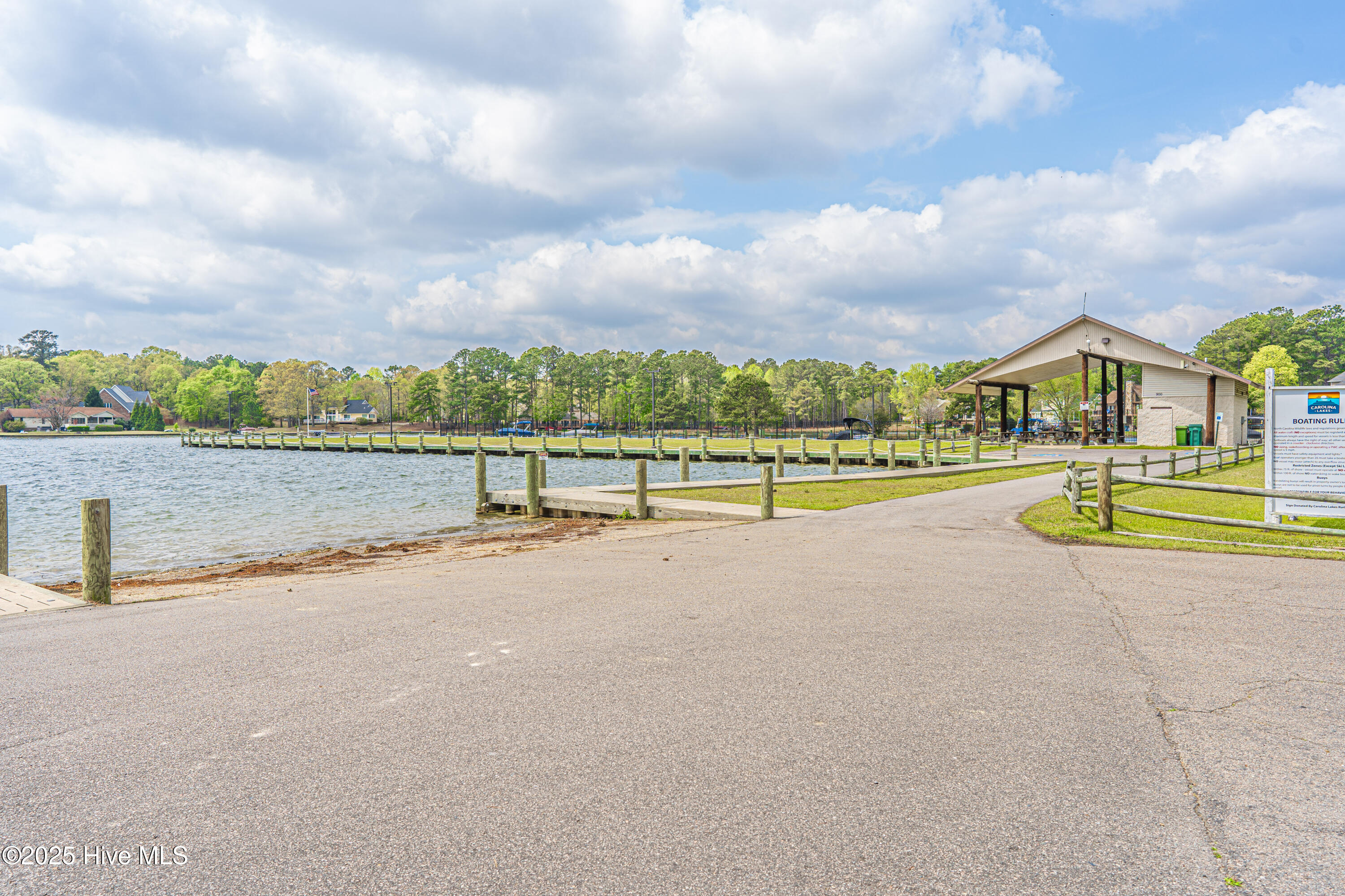 76 Silver Lake Point