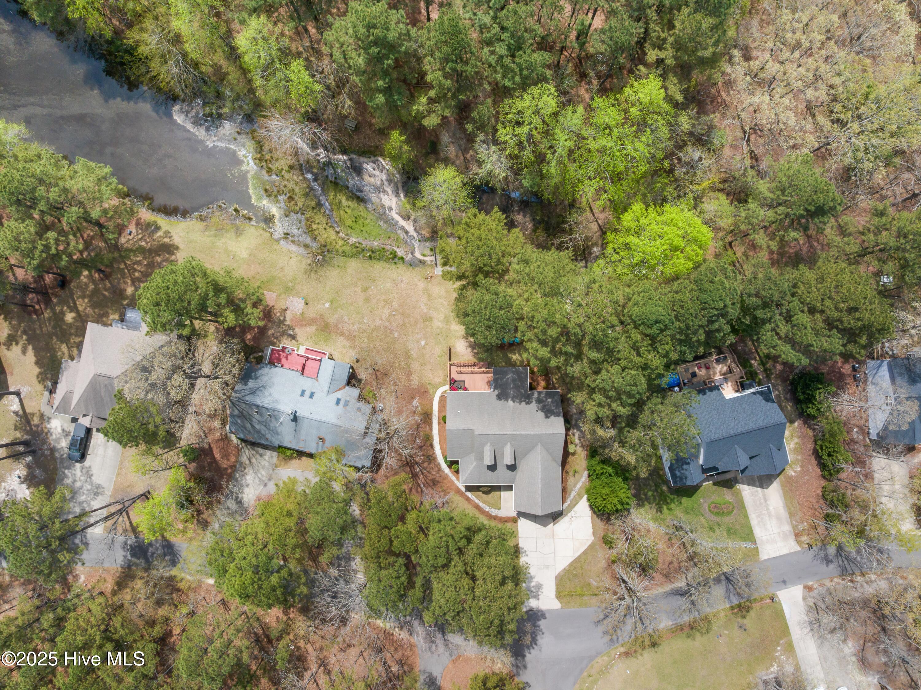 76 Silver Lake Point